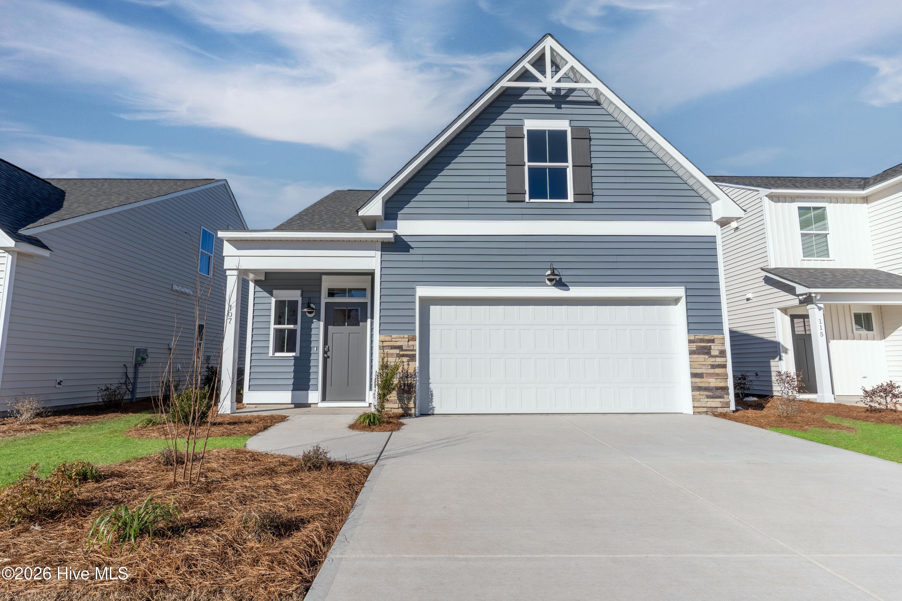 101 W Farley 83, Hampstead, NC 28443