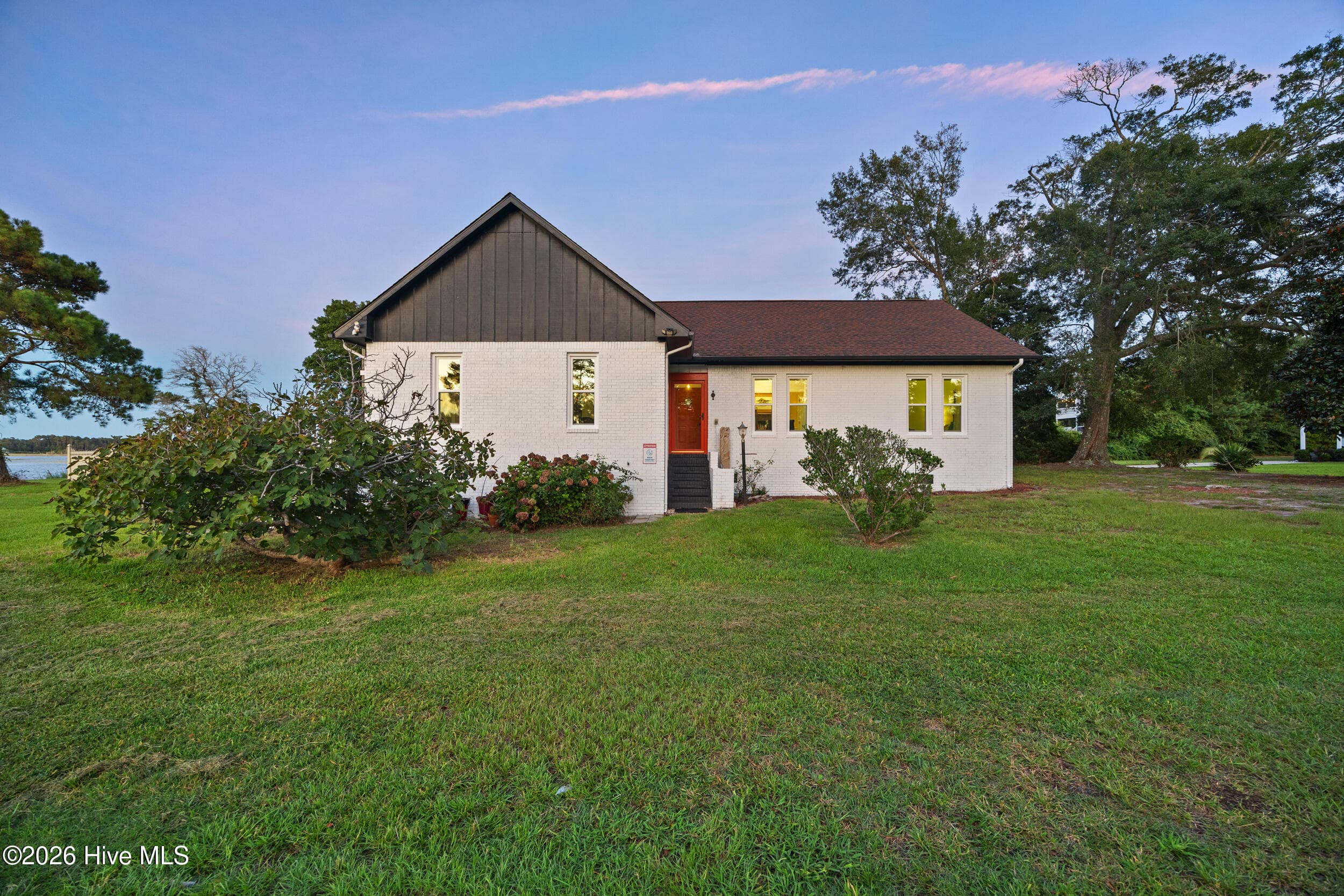 5802 E Yacht Drive, Oak Island, NC 28465