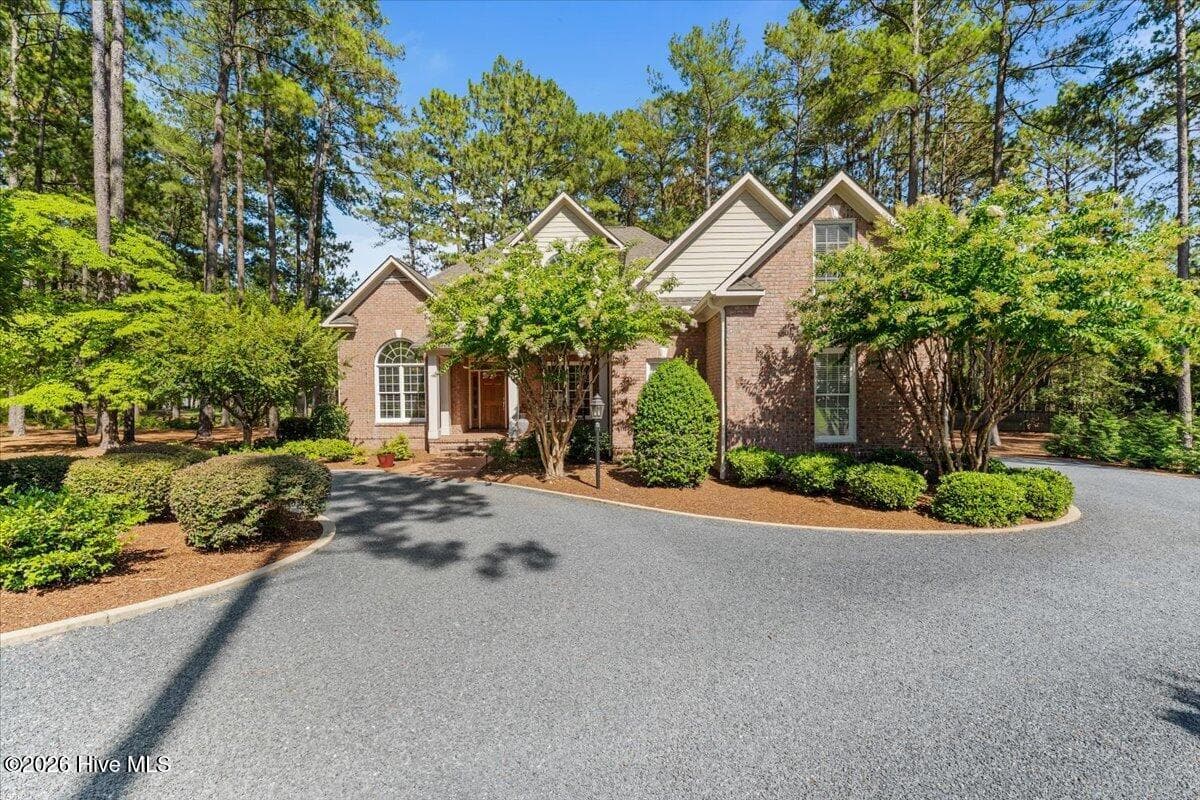 14 Rathlin Court, Pinehurst, NC 28374