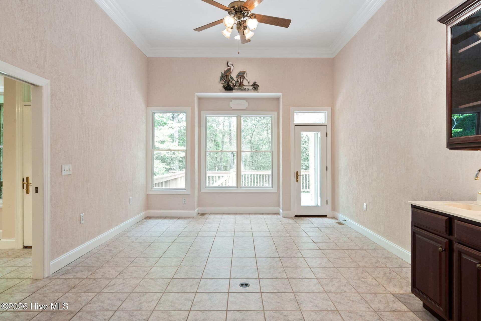 Single Family Residence at 86 Plantation Passage Drive SE, Bolivia, NC 28422, photo 7 of 113