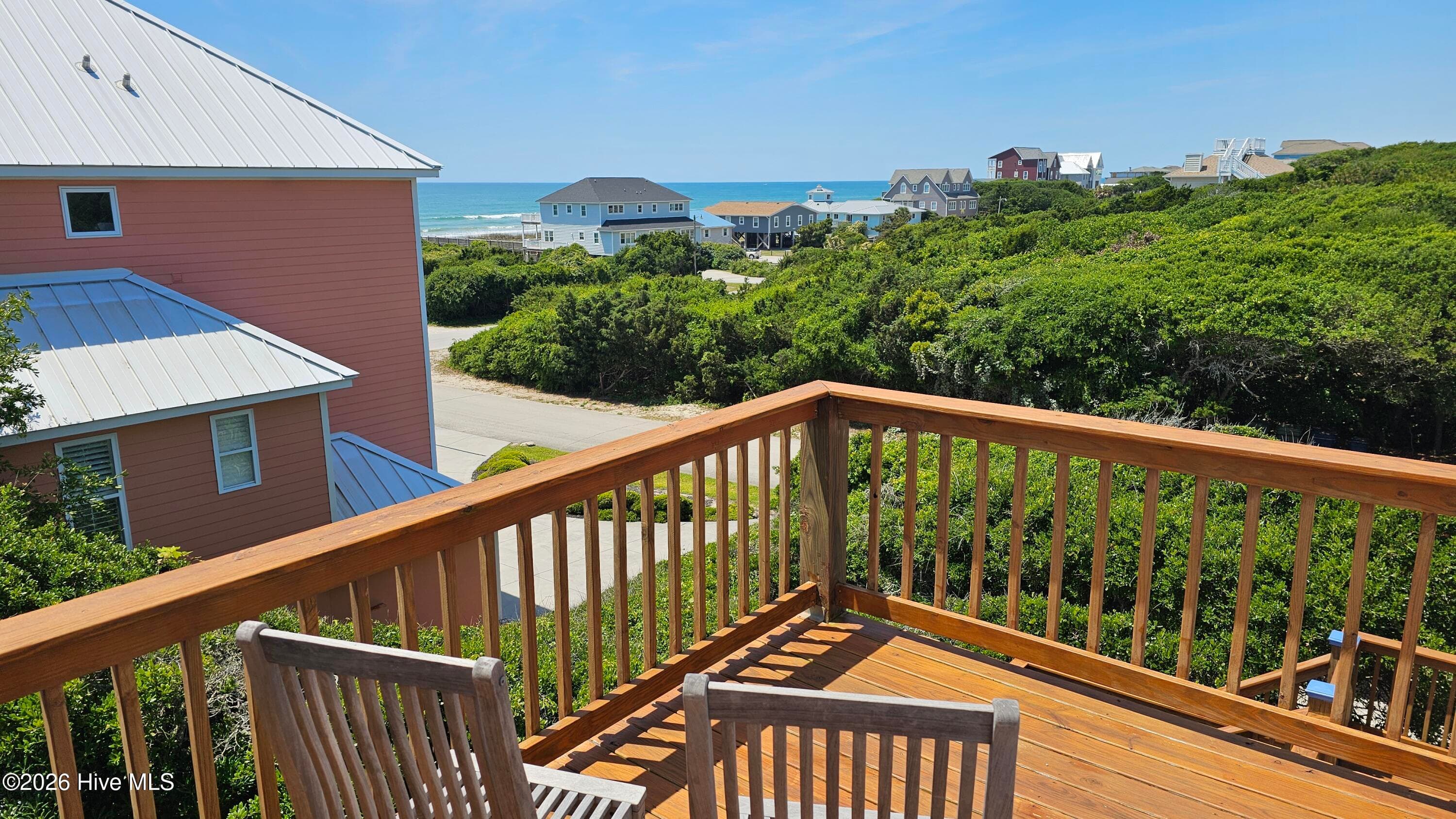 102 W Scotch Bonnet Drive, Emerald Isle, NC 28594