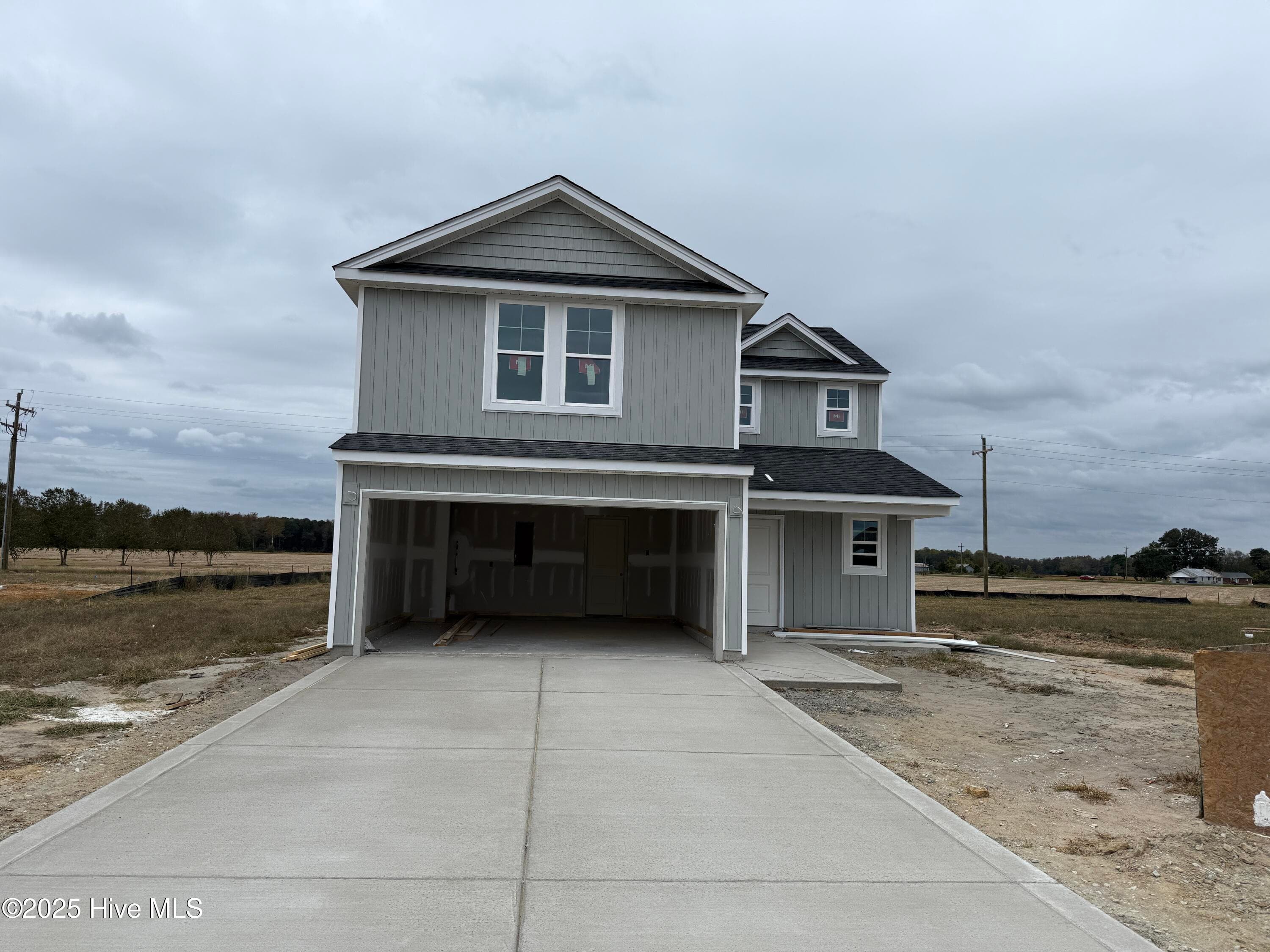 35 Littlefield Lane, La Grange, NC 28551