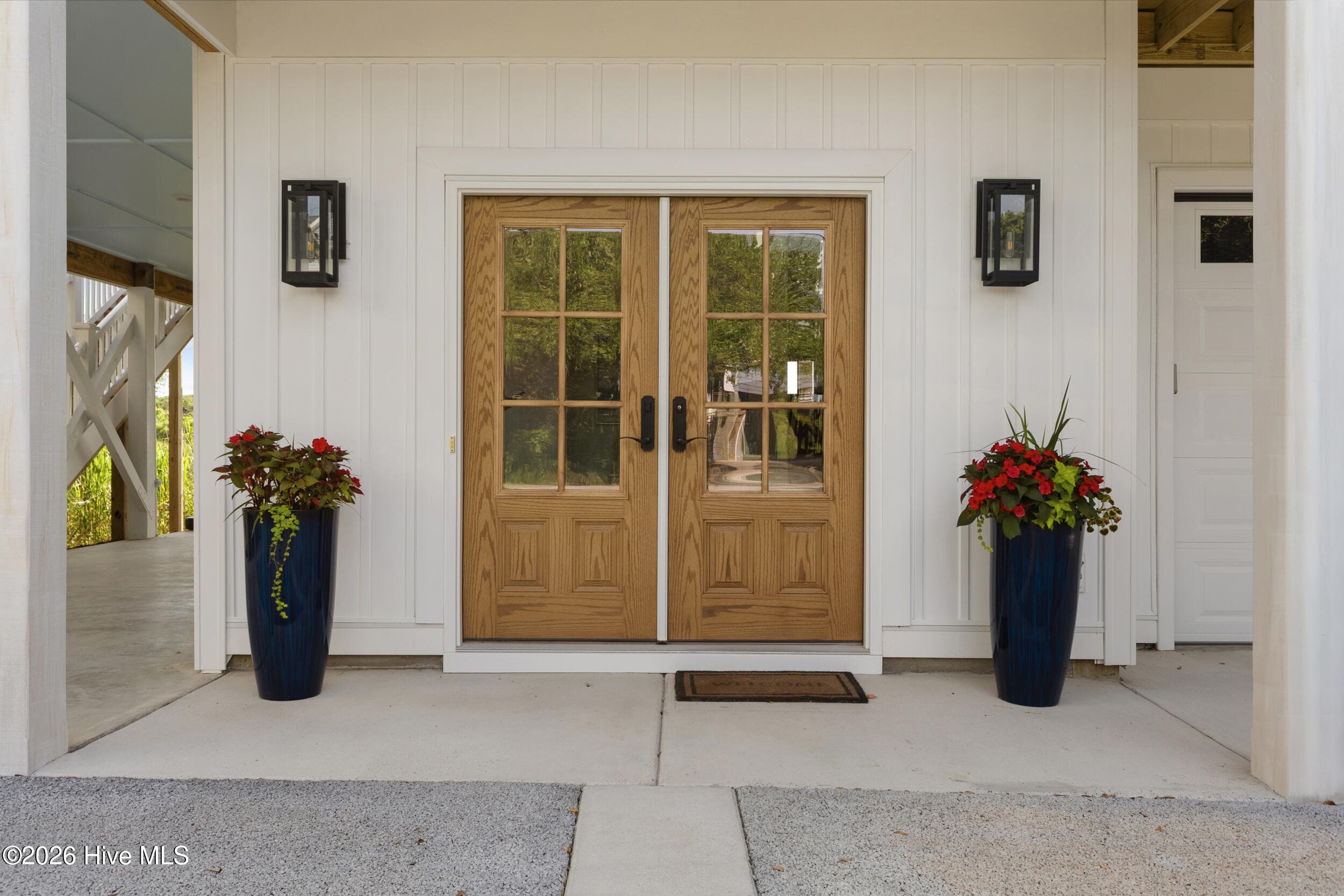 Single Family Residence at 221 Porto Vista Drive, North Topsail Beach, NC 28460, photo 12 of 84