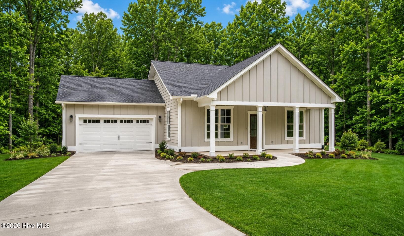Single Family Residence at 409 Compass Point, McCormick, SC 29835, photo 2 of 24
