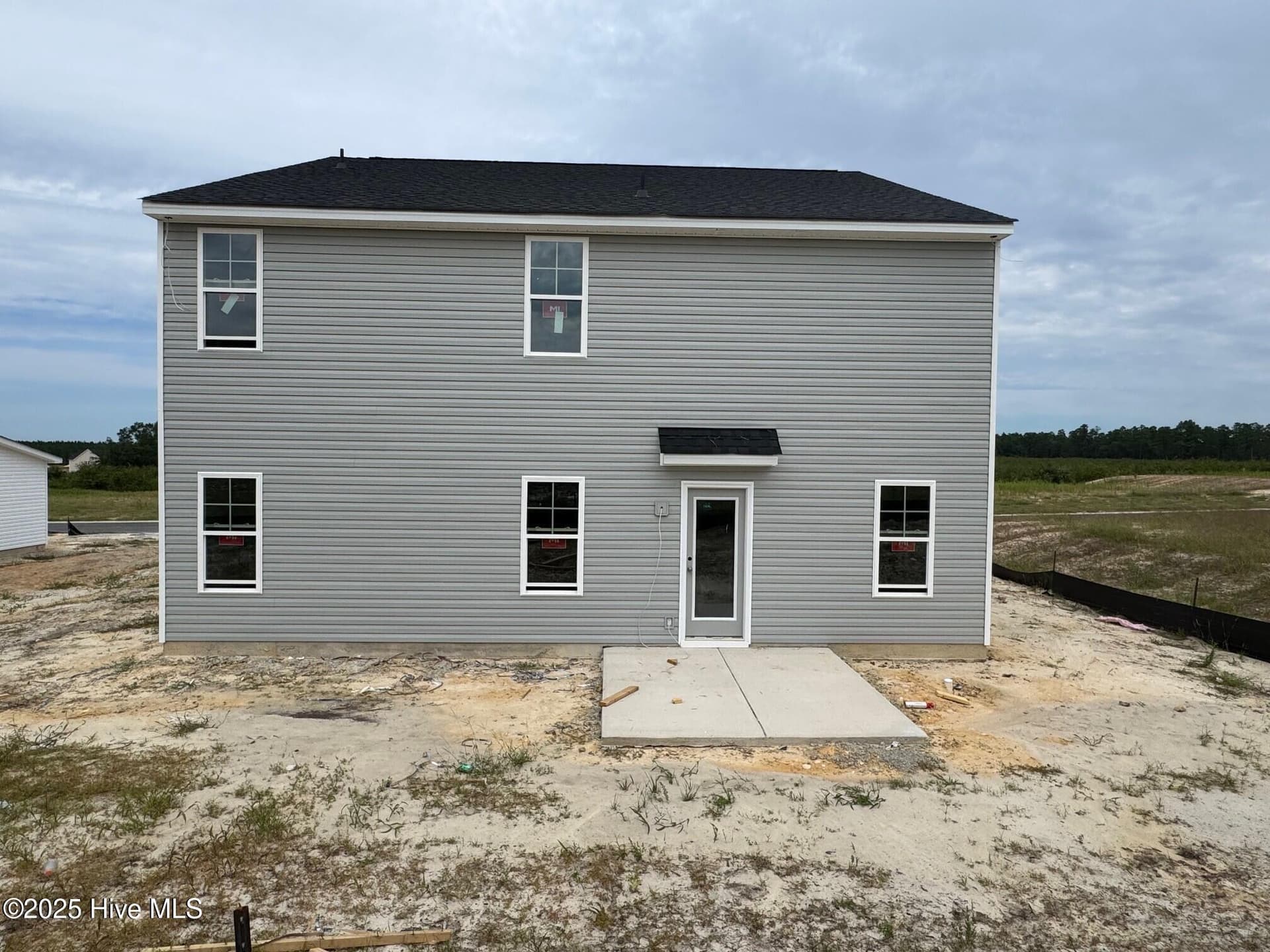 Single Family Residence at 277 Ashley Heights Drive, Aberdeen, NC 28315, photo 4 of 65