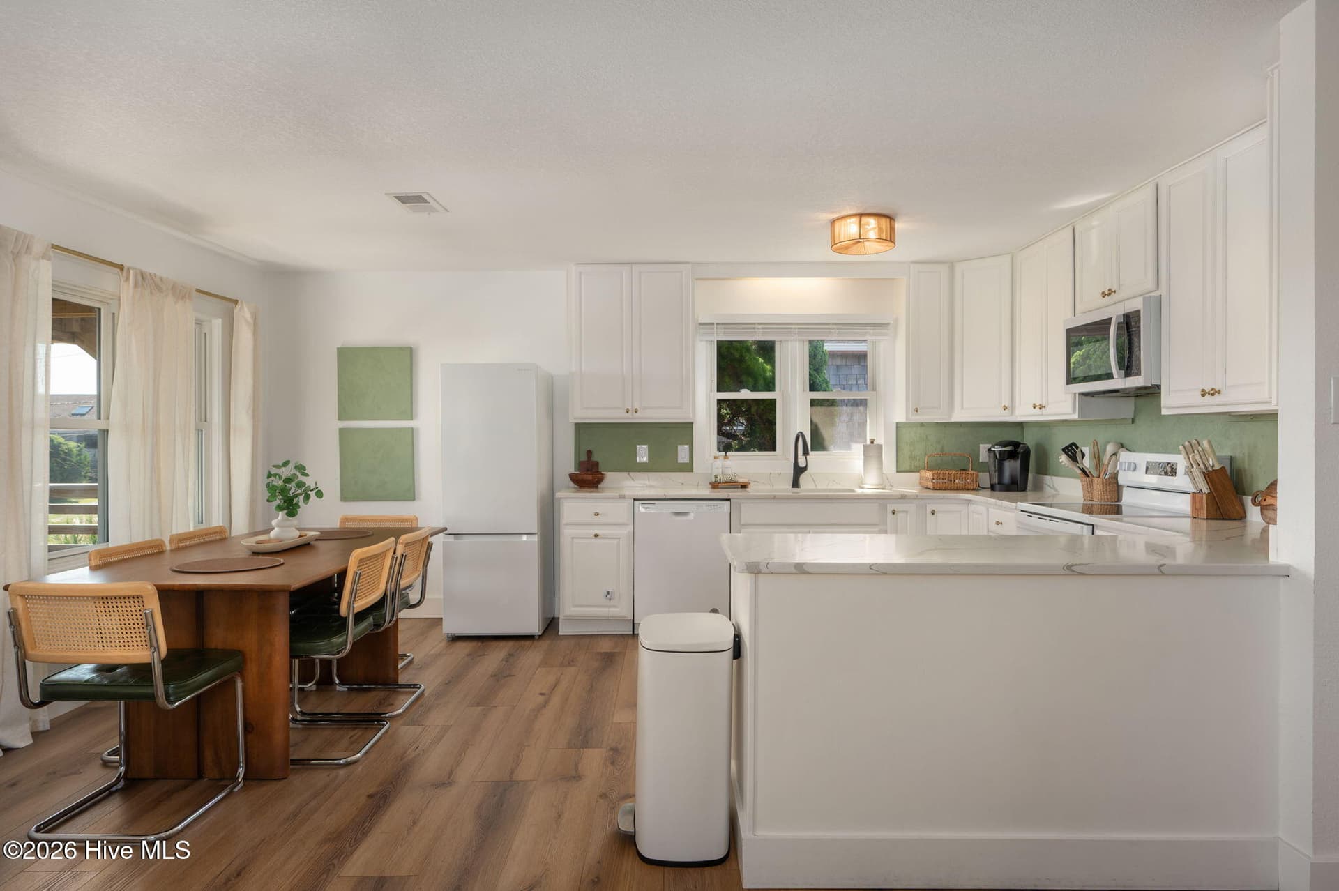 Single Family Residence at 2306 Raymond Avenue, Kill Devil Hills, NC 27948, photo 12 of 56