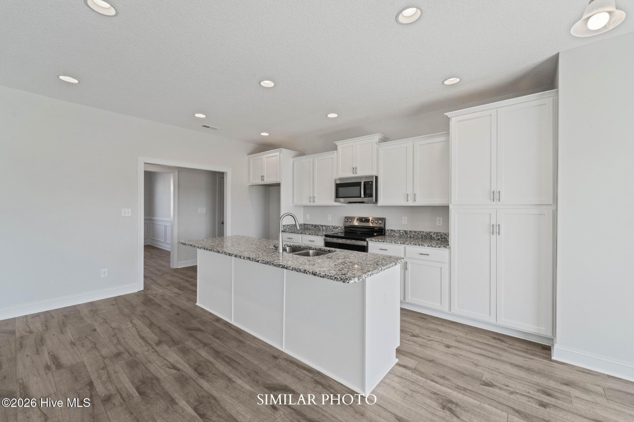Single Family Residence at 348 Water Wagon Trail, Jacksonville, NC 28546, photo 16 of 47