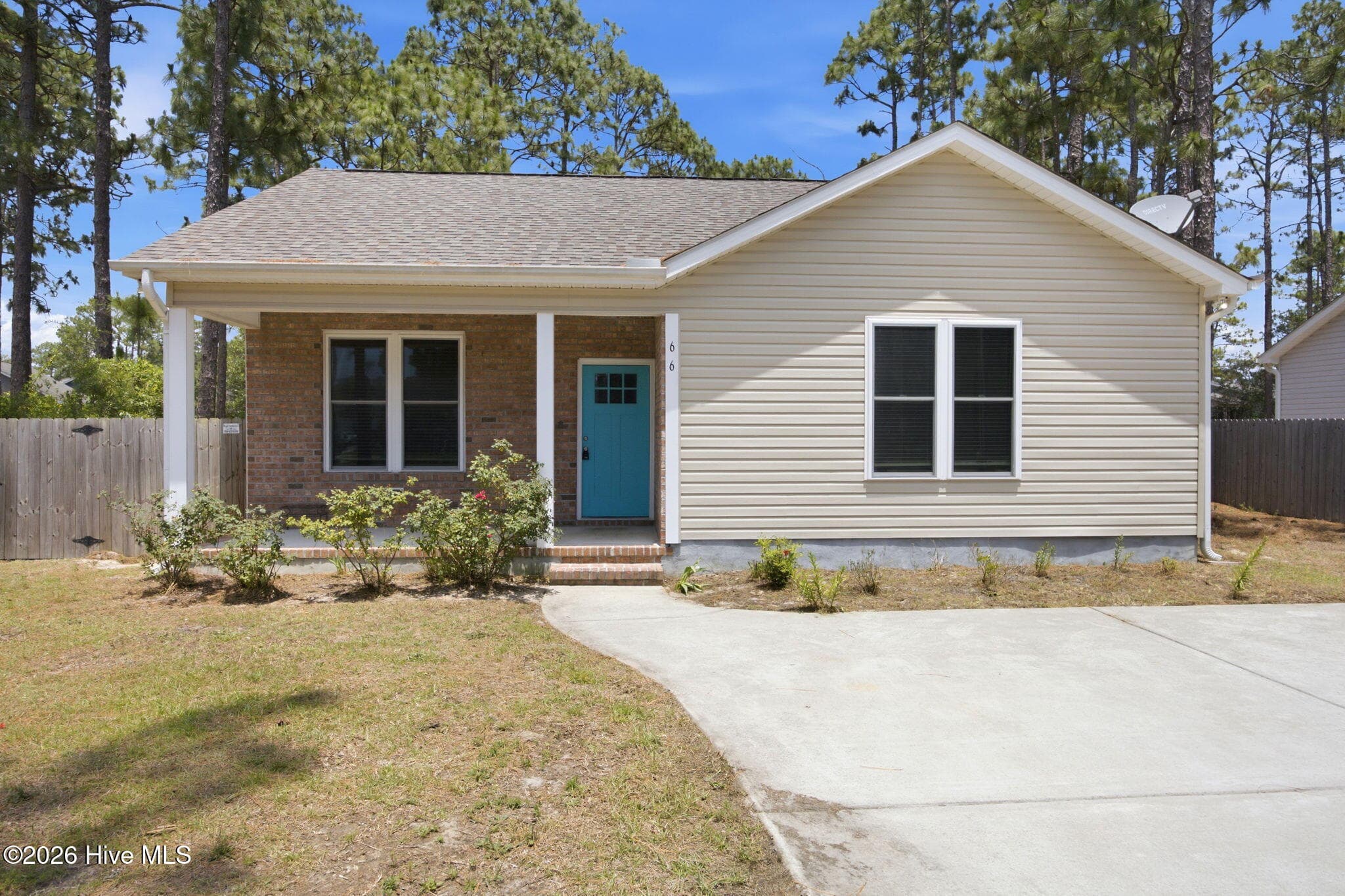 66 N Shelby Road, Southport, NC 28461