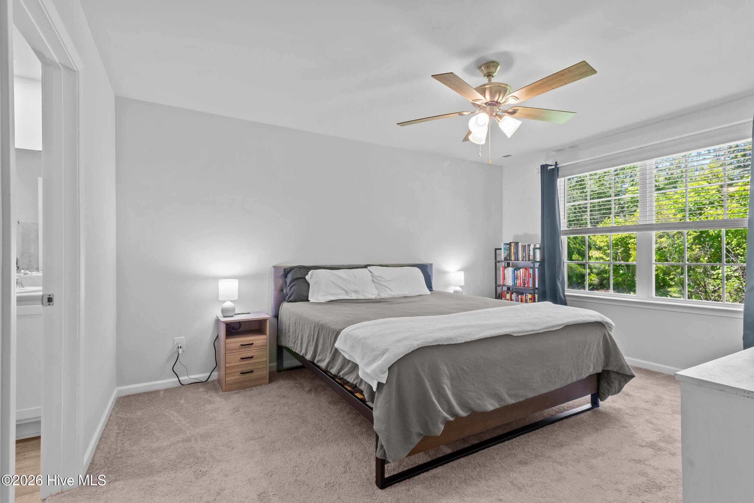 Single Family Residence at 849 Tuscarora Trail, Jacksonville, NC 28546, photo 16 of 45