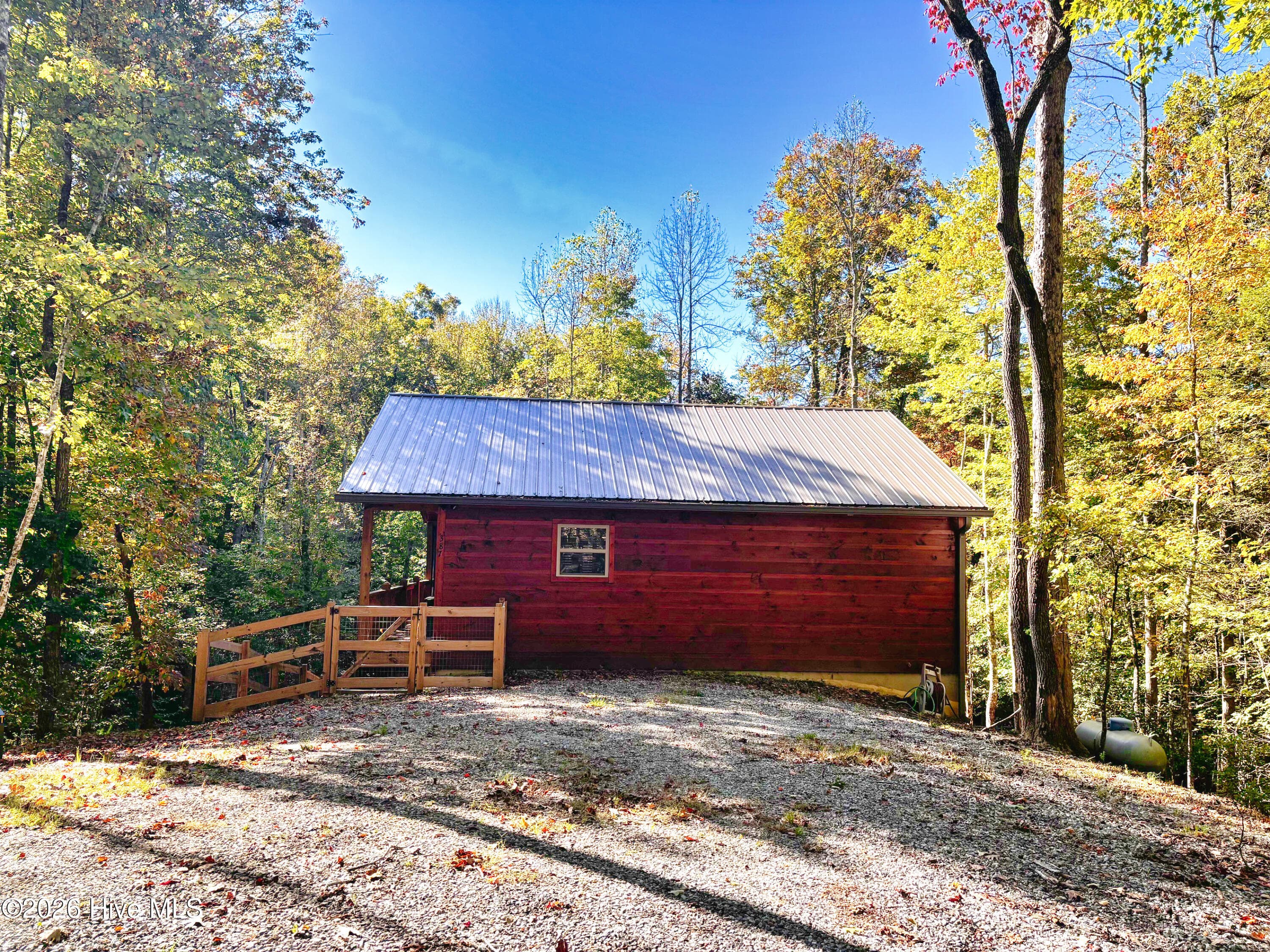 Single Family Residence at 387 Dawsons Lane, Murphy, NC 28906, photo 26 of 38