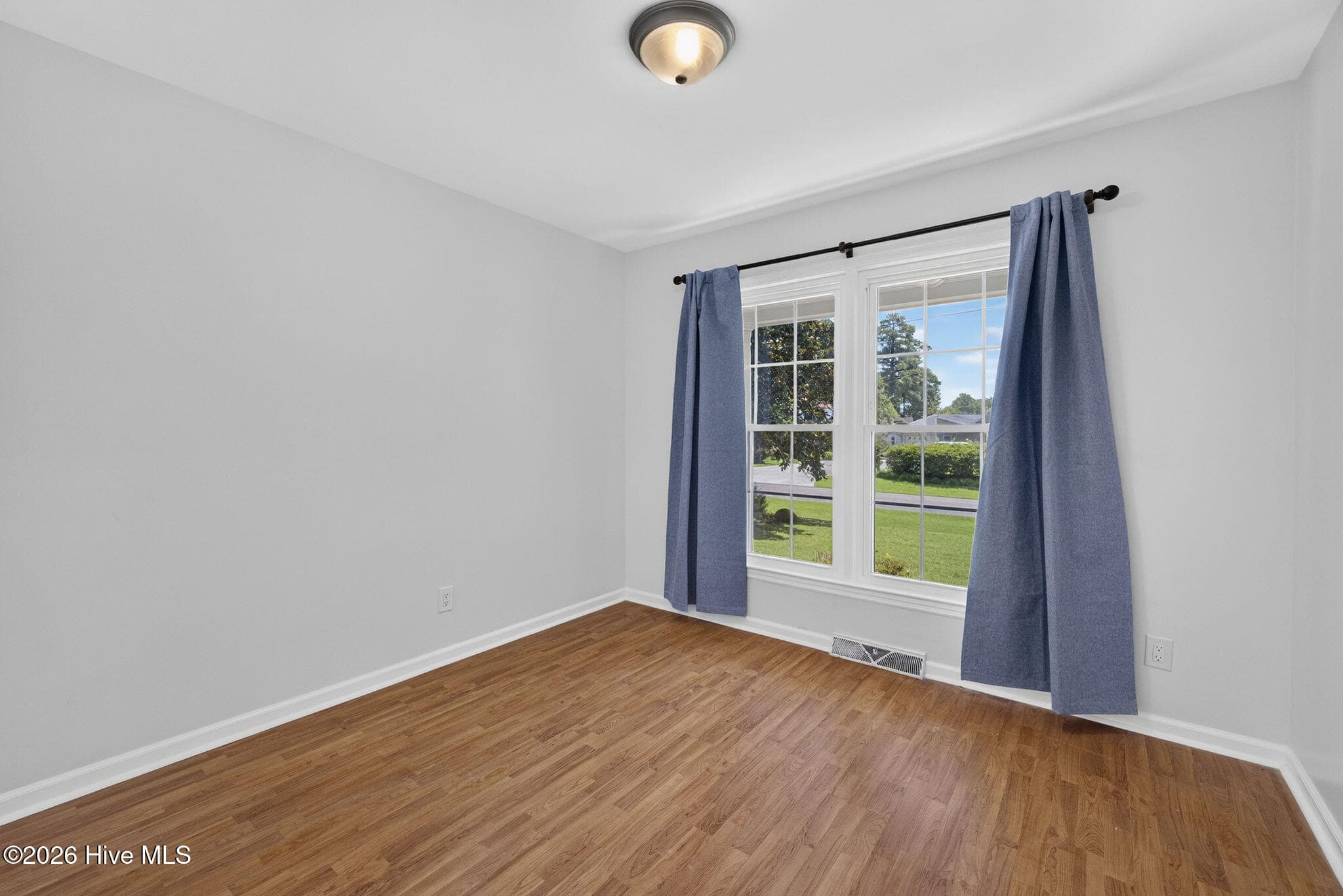 Single Family Residence at 1809 Brierwood Road, Wilmington, NC 28405, photo 28 of 37
