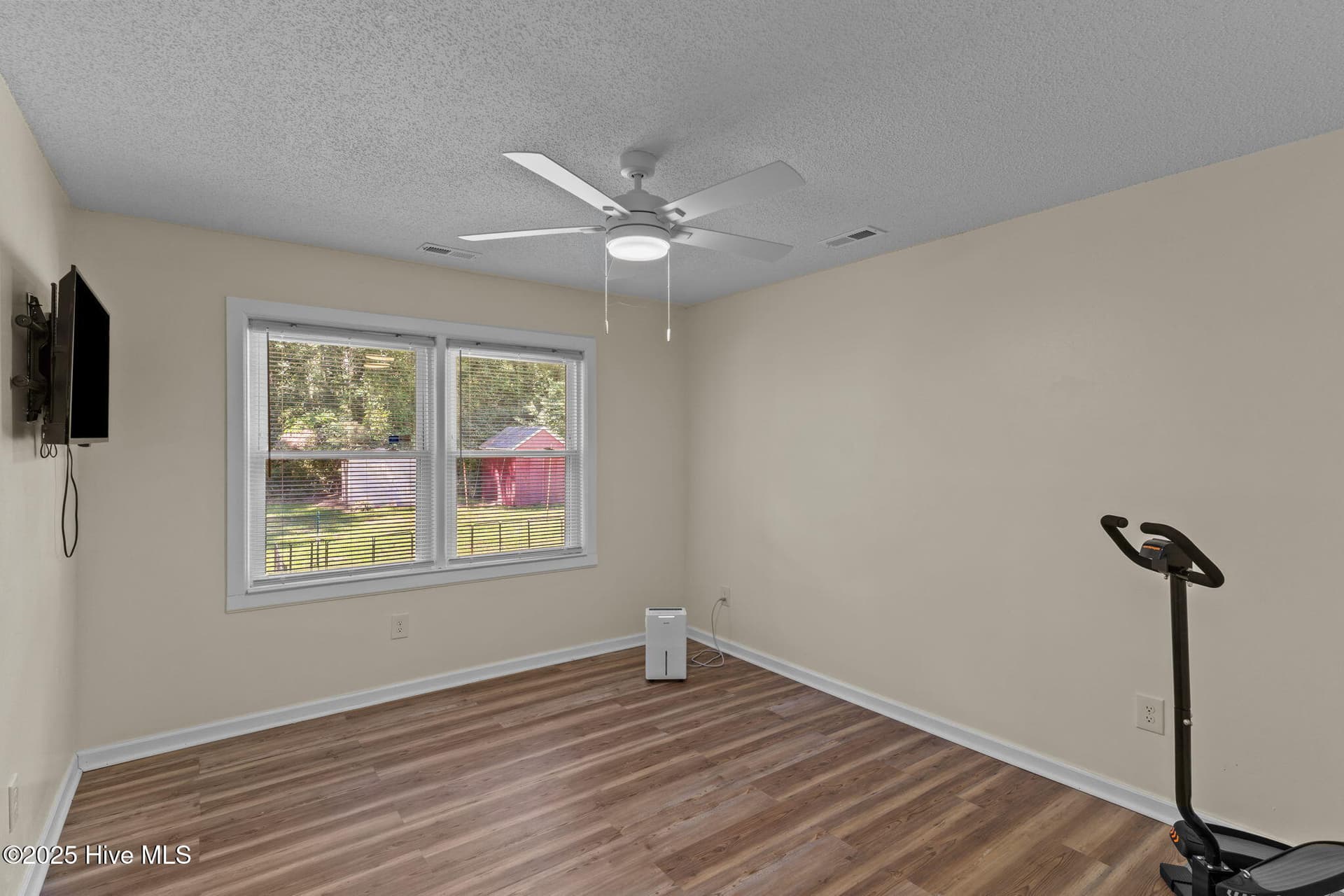 Single Family Residence at 1601 Midway Road SE, Bolivia, NC 28422, photo 26 of 49