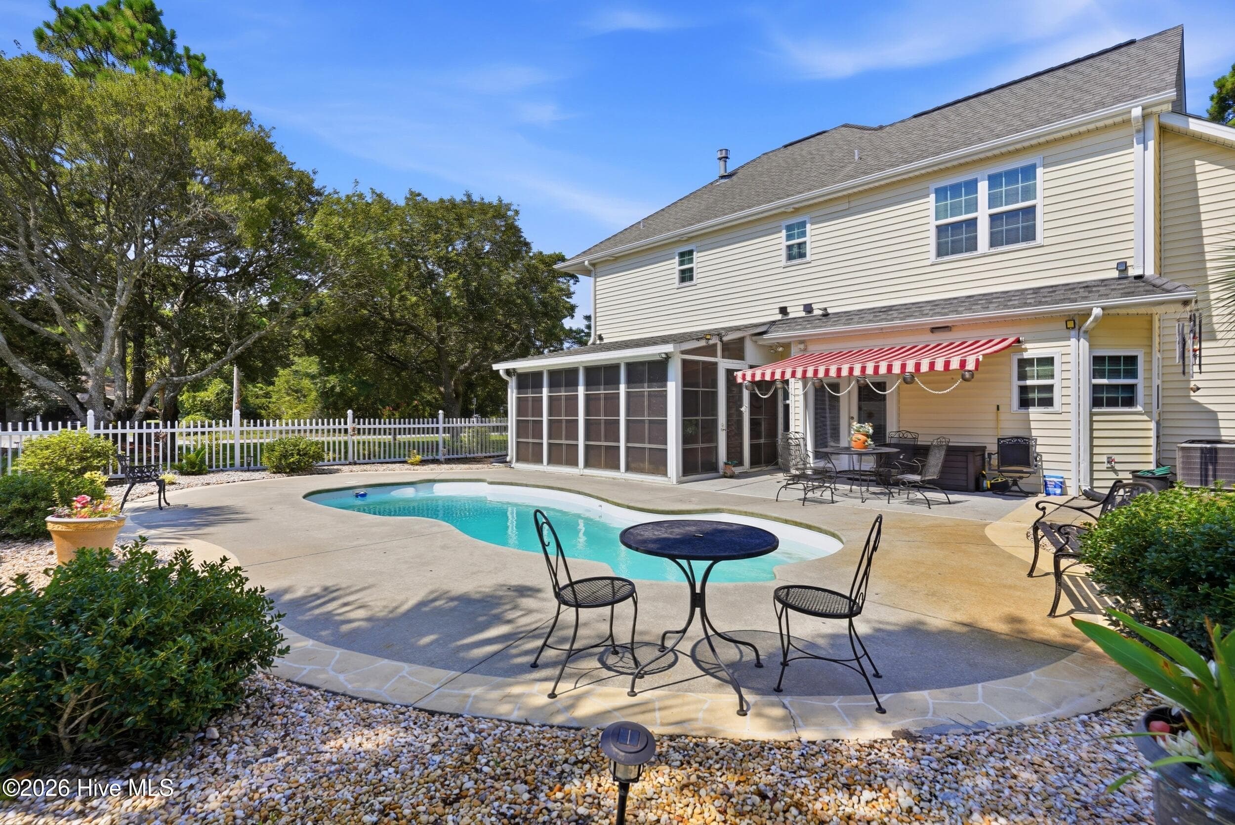 Single Family Residence at 400 Dow Road N, Carolina Beach, NC 28428, photo 9 of 95