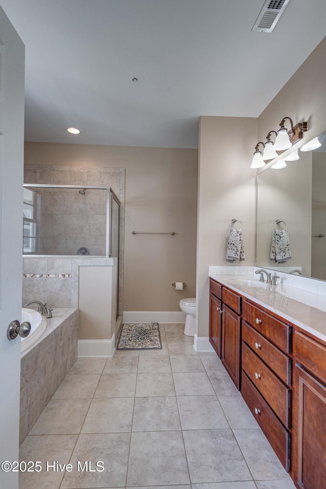 Primary Bath - 207 S Academy Street, Washington, NC 27889