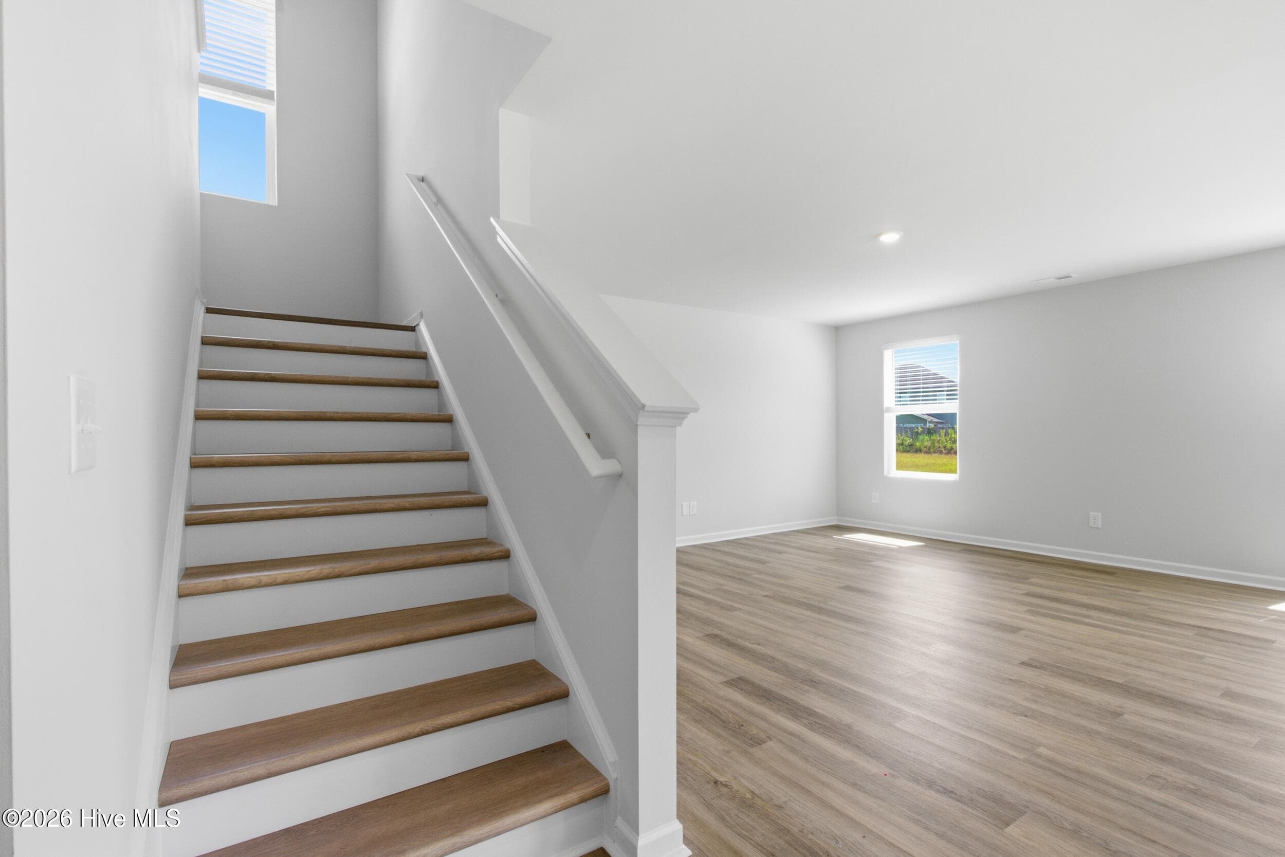 Single Family Residence at 171 N Squires Lane, Richlands, NC 28574, photo 9 of 43
