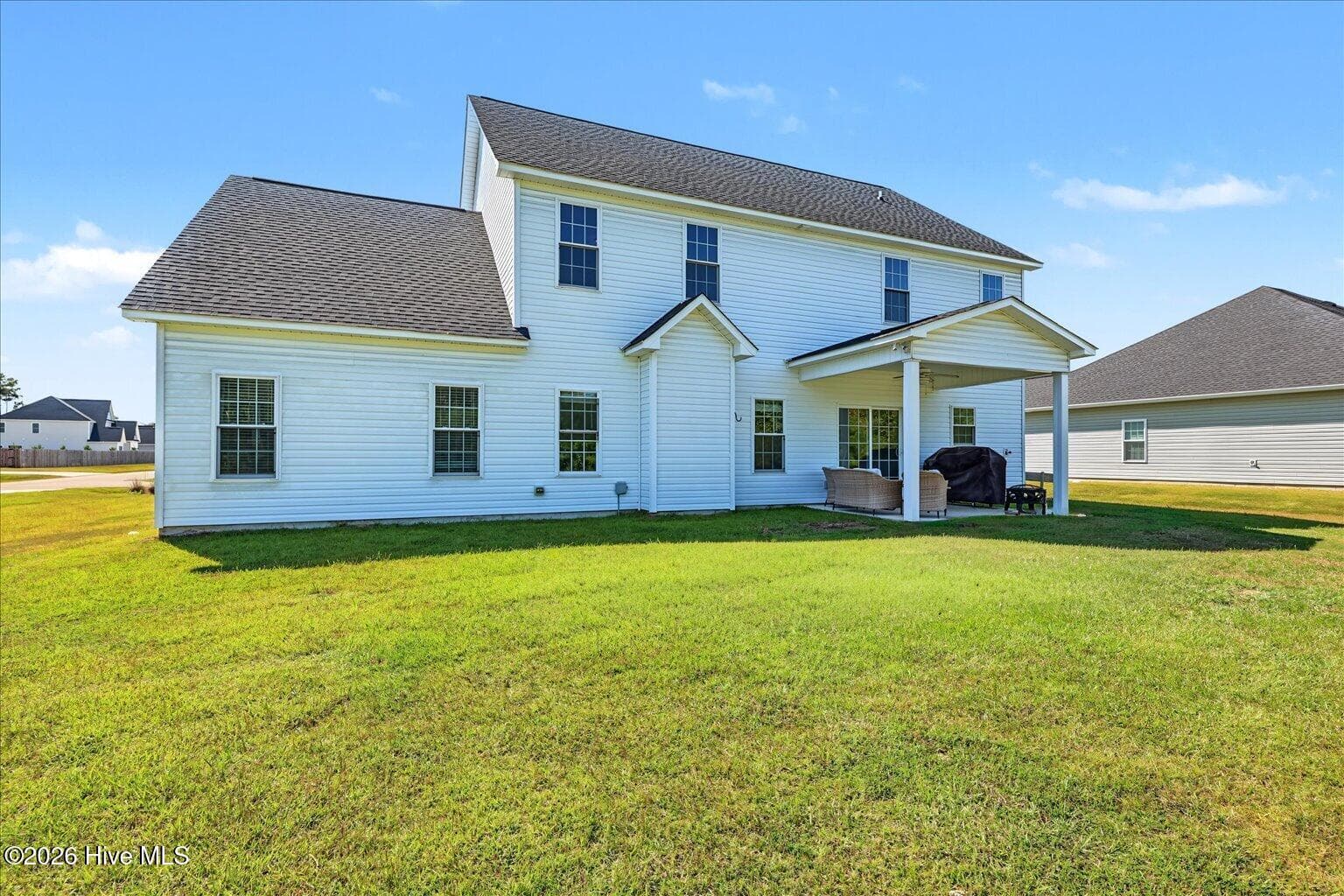 Single Family Residence at 12 N Ardsley Lane, Rocky Point, NC 28457, photo 12 of 55