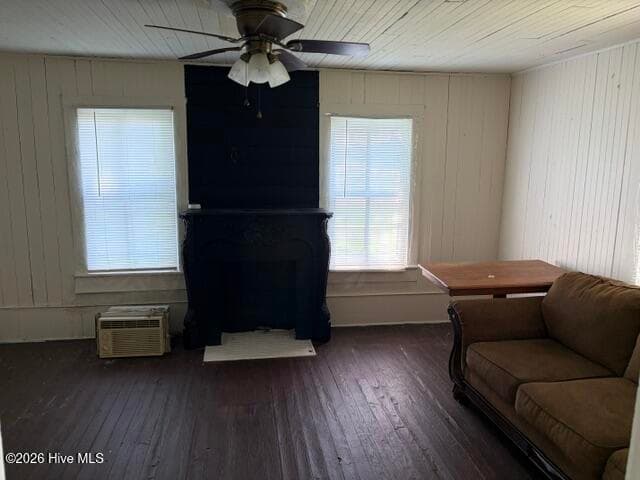 Commercial Sale at 5819 Us 264, Washington, NC 27889, photo 10 of 16