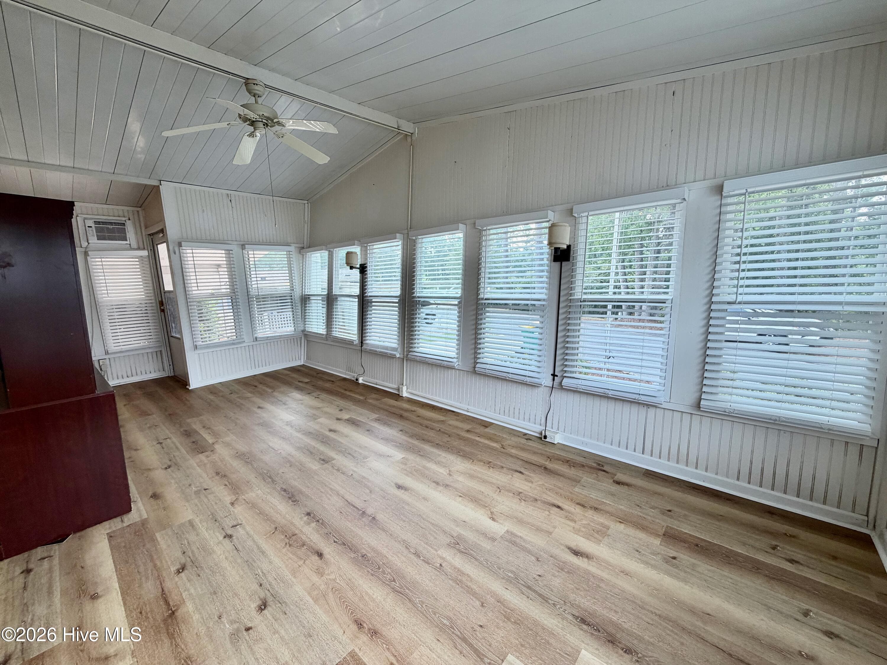 Manufactured Home at 4701 Lake Front Drive, Martinez, GA 30907, photo 5 of 23