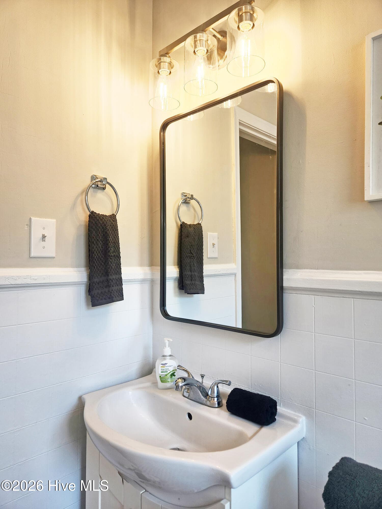 Single Family Residence at 3116 Camden Circle, Wilmington, NC 28403, photo 22 of 39