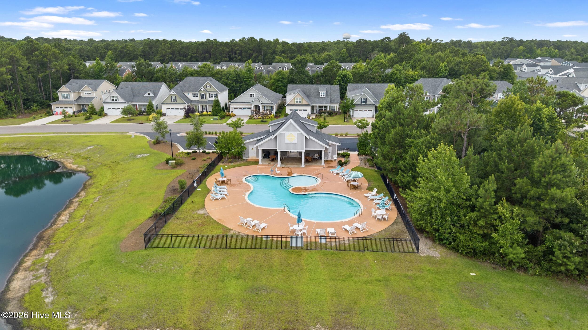Single Family Residence at 4561 Parsons Mill Drive, Castle Hayne, NC 28429, photo 2 of 2