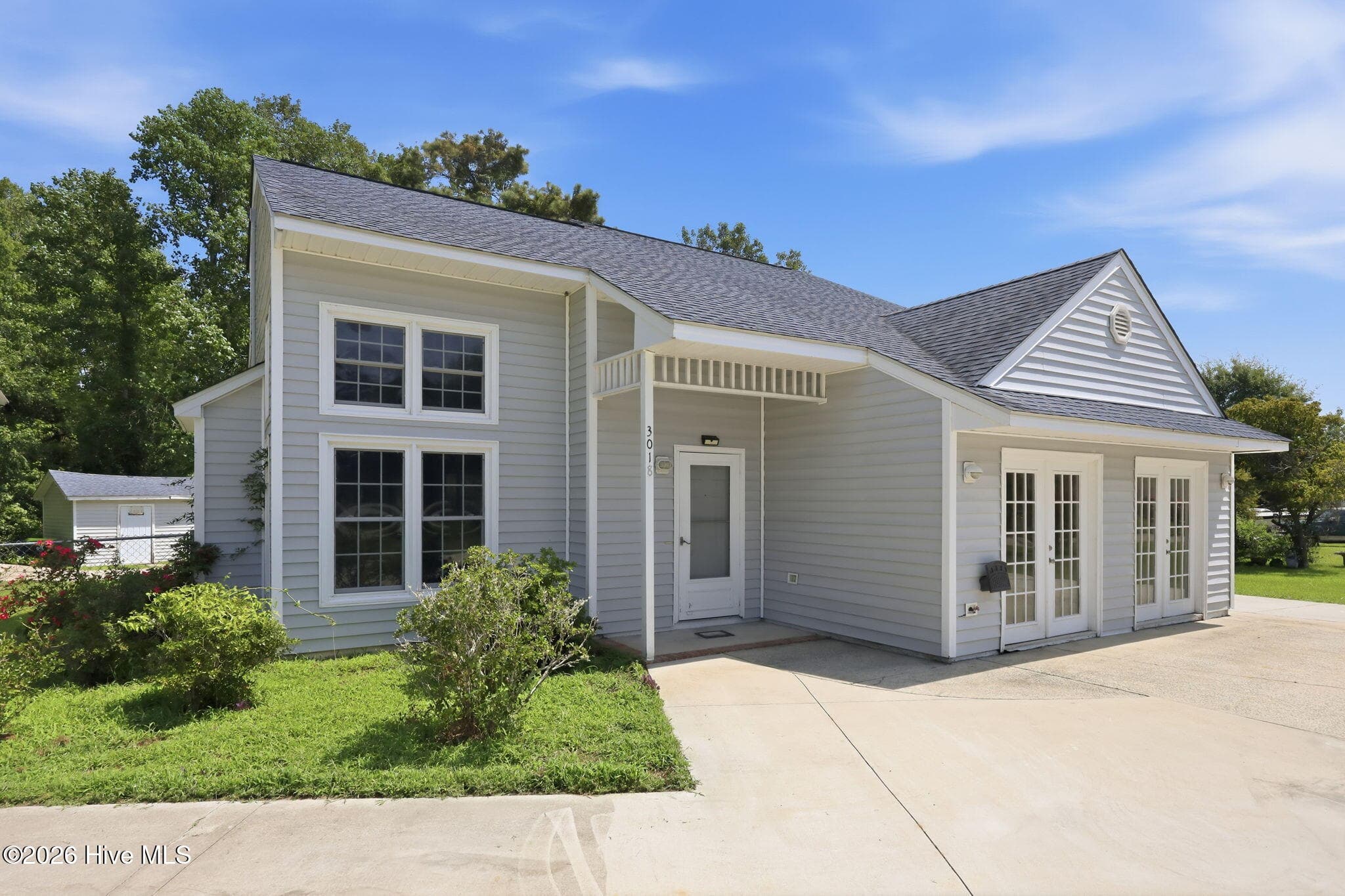Single Family Residence at 3018 Mandy Lane, Morehead City, NC 28557, photo 4 of 65