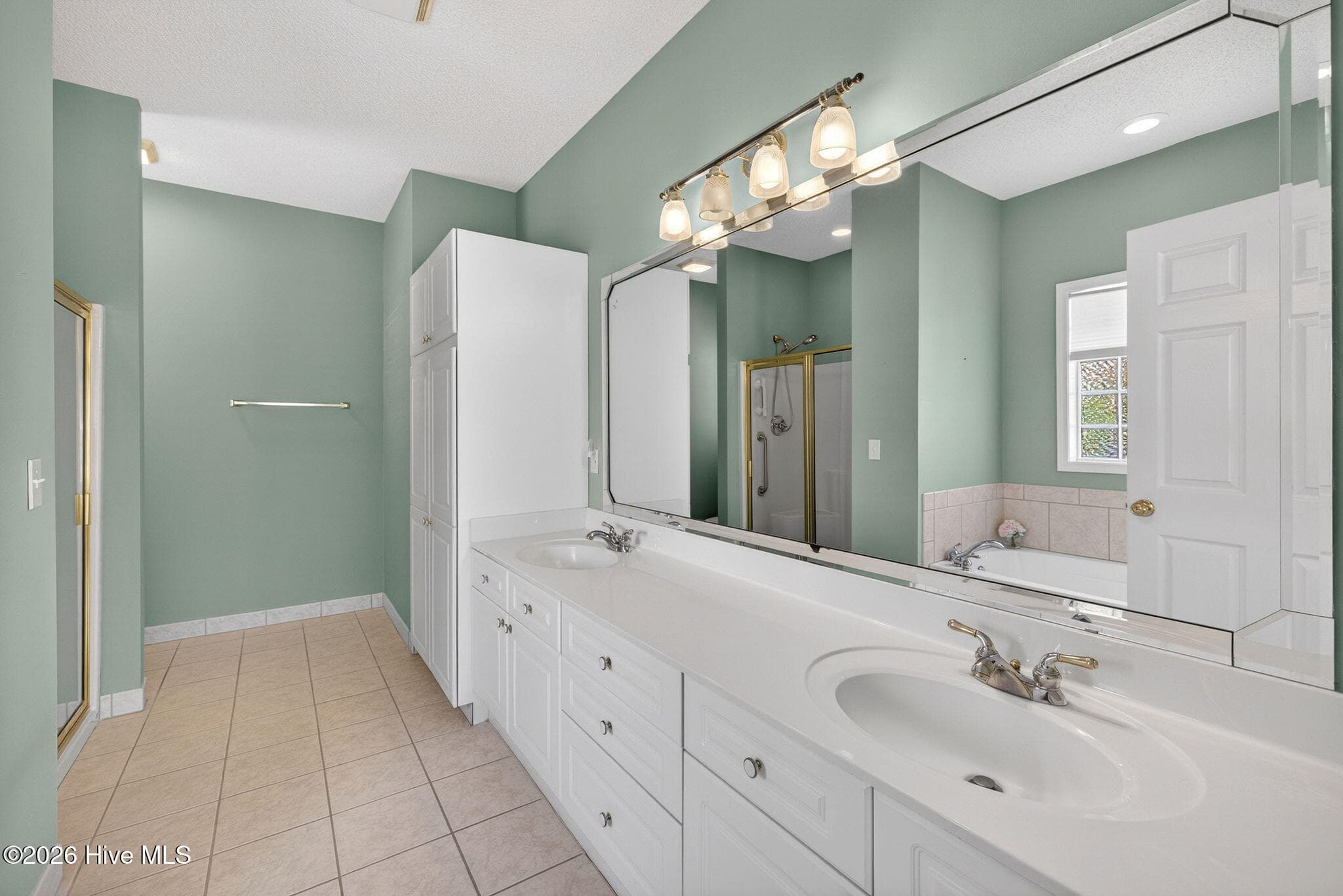 Primary Bath - 1113 Willow Pond Lane, Leland, NC 28451