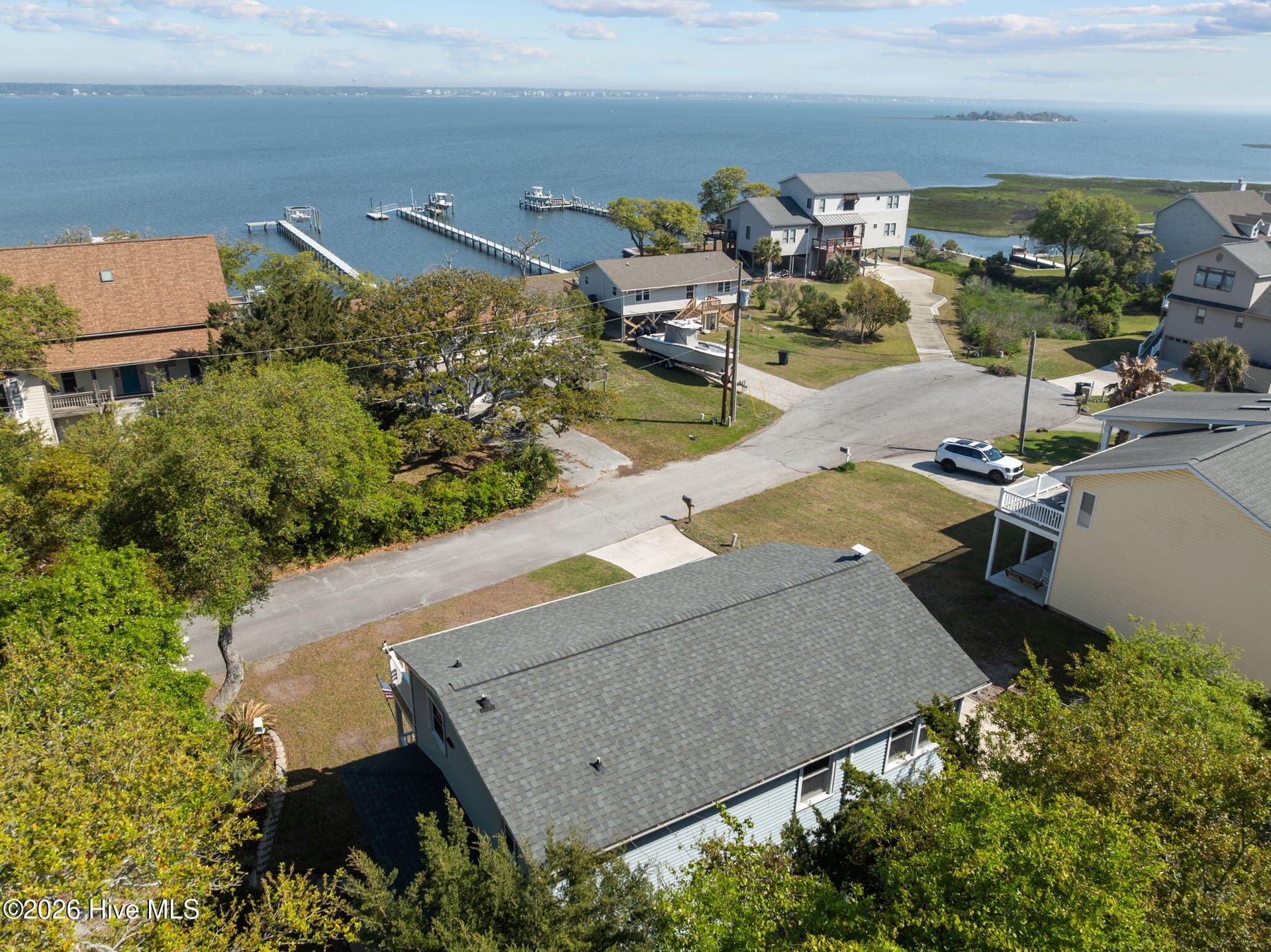Single Family Residence at 5405 Sunset Lane, Emerald Isle, NC 28594, photo 25 of 55