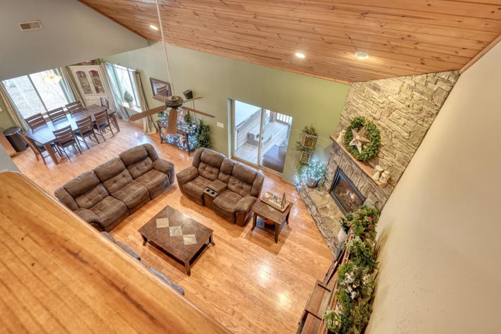 Single Family Residence at 95 Breezy Brook Lane 5, Hayesville, NC 28904, photo 15 of 35