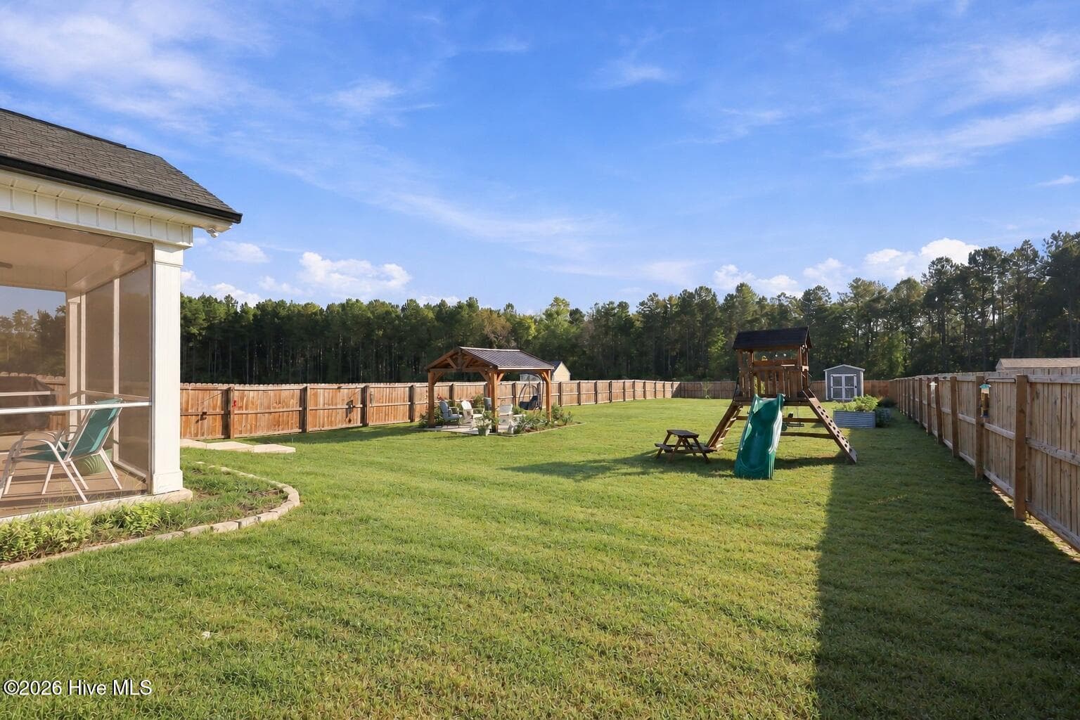 Single Family Residence at 242 Thistle Court, Sanford, NC 27332, photo 28 of 33
