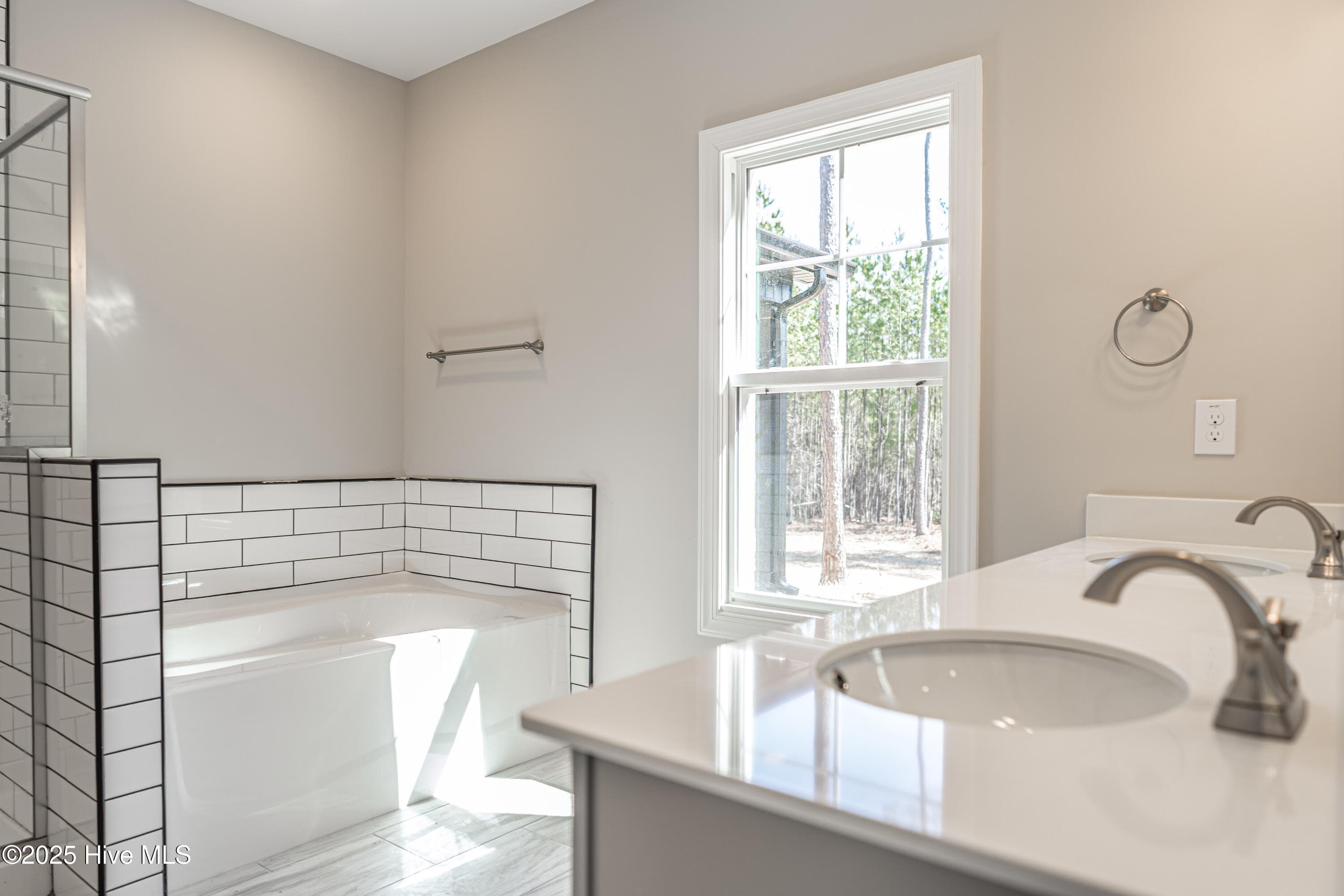 Superior Homes of the Sandhills 'Nashville' floor plan - *REPRESENTATIVE PHOTO* - 1001 Ivory Lane, West End, NC 27376