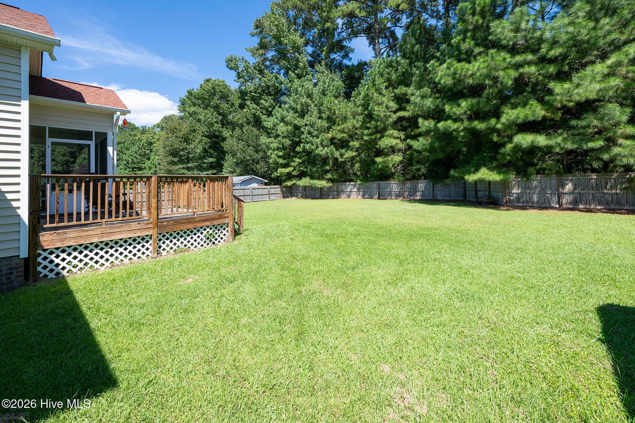 Screened Porch and Back Deck Overlooking a Large Fenced Backyard - 168 Laura Drive, New Bern, NC 28562