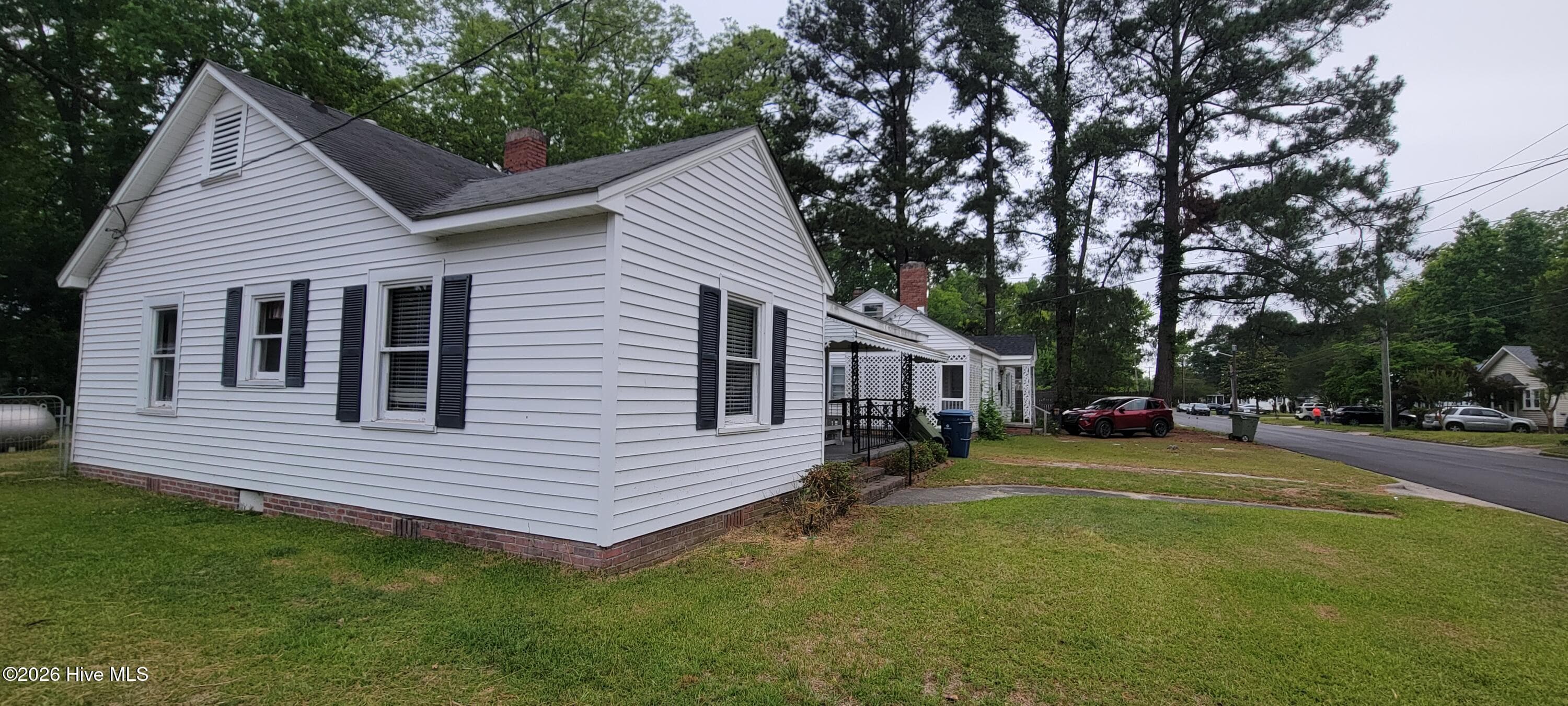LEFT SIDE - 329 E 11th Street, Washington, NC 27889