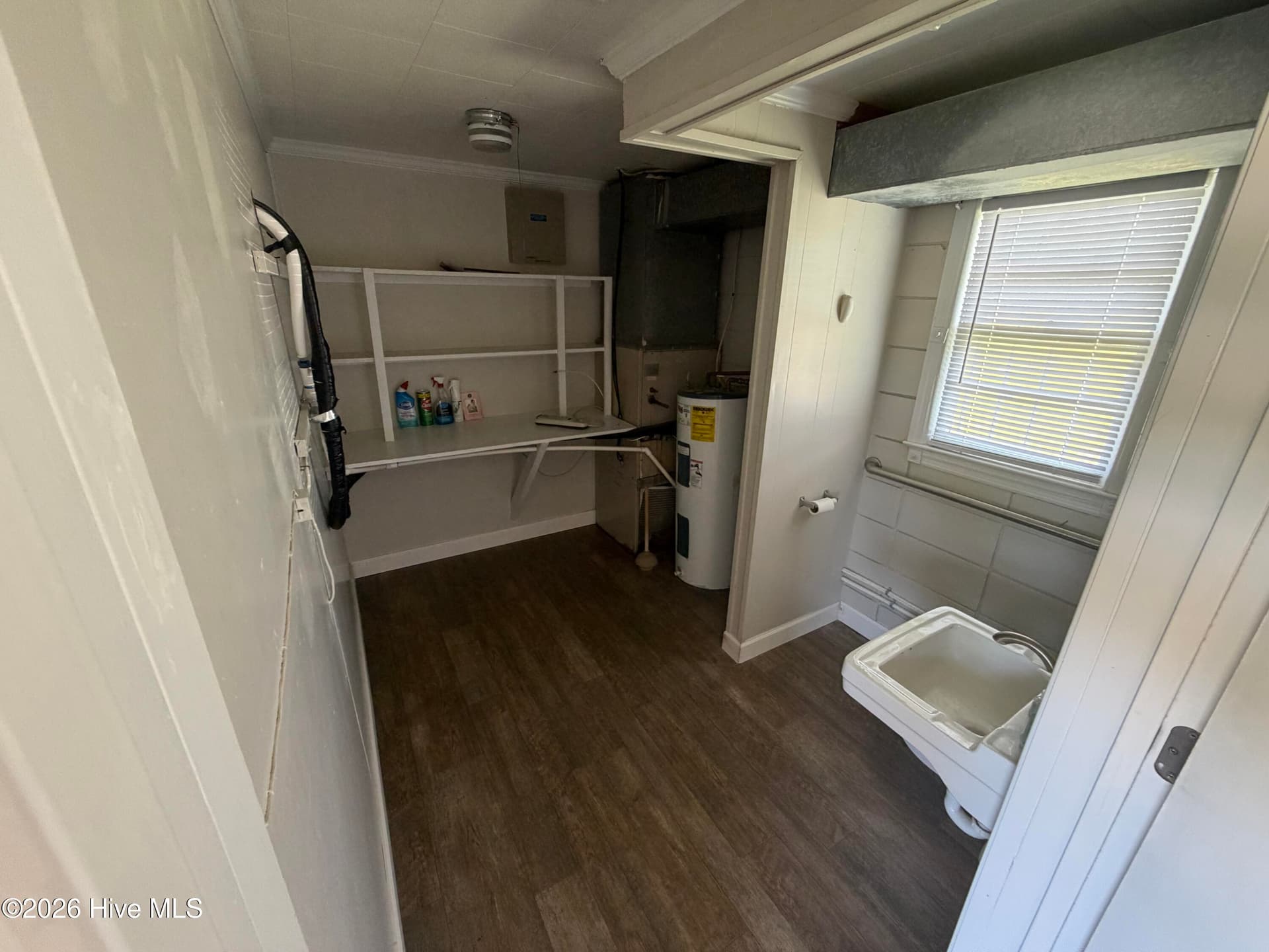 Office at 312 N Us 17, Holly Ridge, NC 28445, photo 6 of 8
