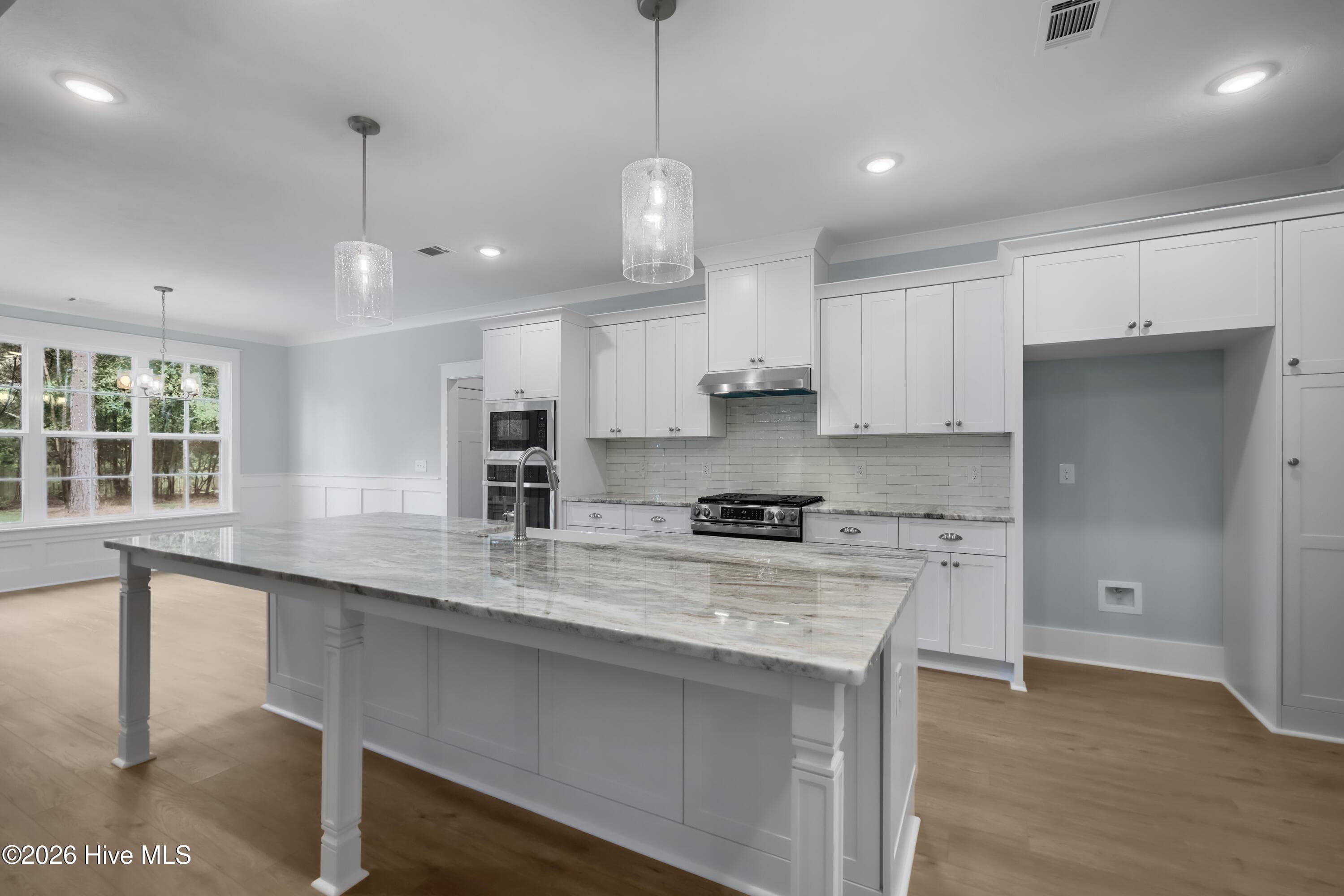 Granite Counter-tops - 1777 Bellingham Drive, Beech Island, SC 29842