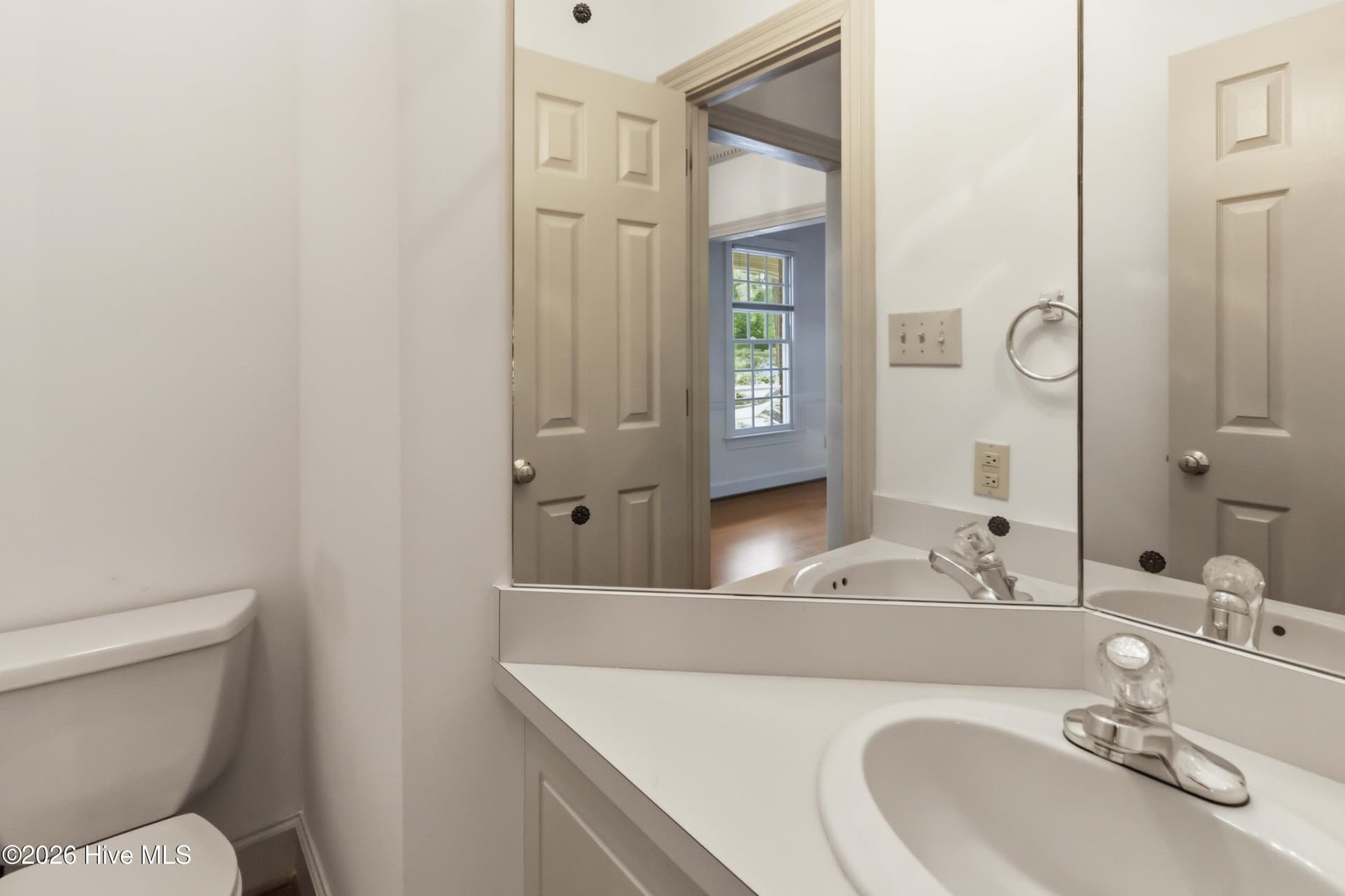 Single Family Residence at 4924 Country Club Drive N, Wilson, NC 27896, photo 13 of 49