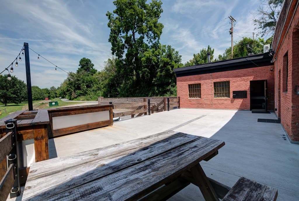 Warehouse at 11 Railroad Street, Murphy, NC 28906, photo 5 of 7