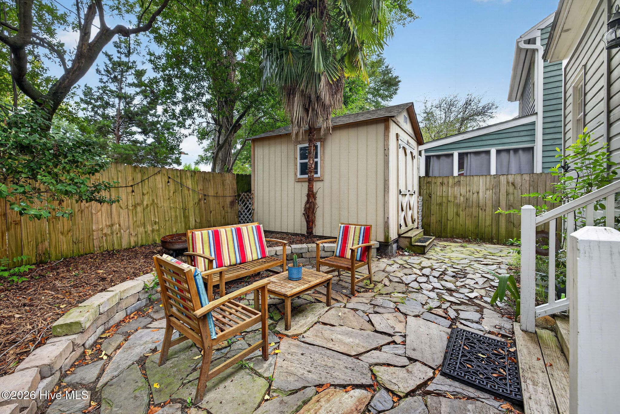 Single Family Residence at 208 Church Street, Wilmington, NC 28401, photo 2 of 2