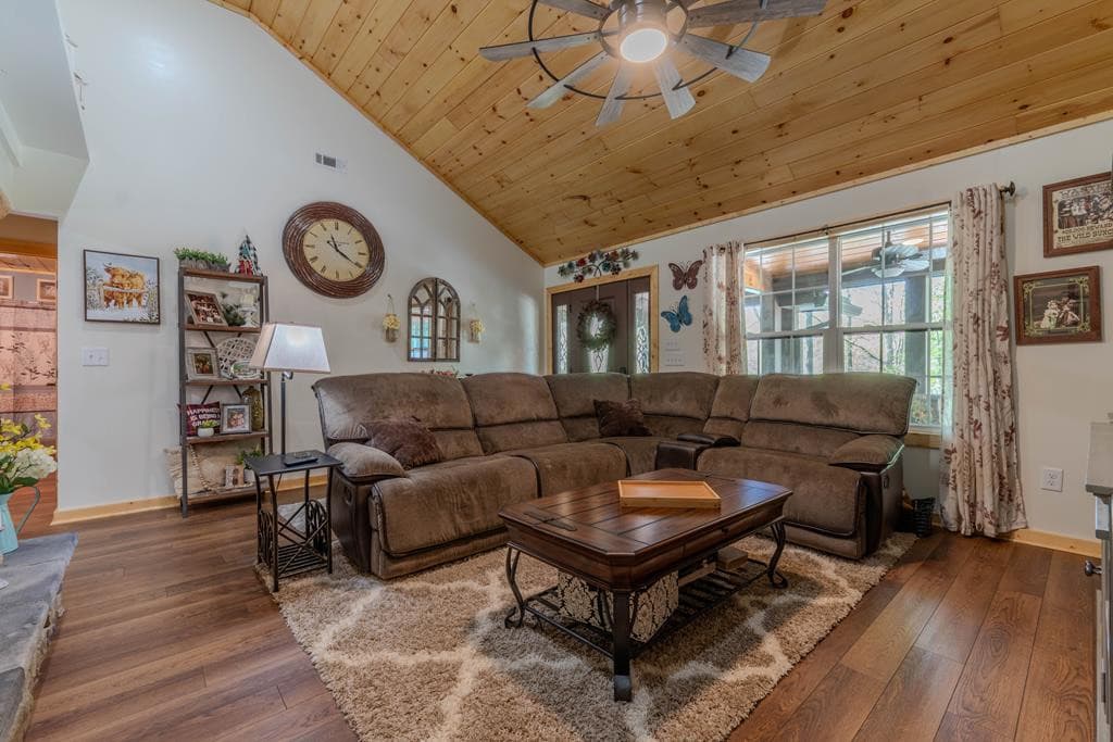 Residential at 190 Galloway Drive, Hayesville, NC 28904, photo 34 of 37