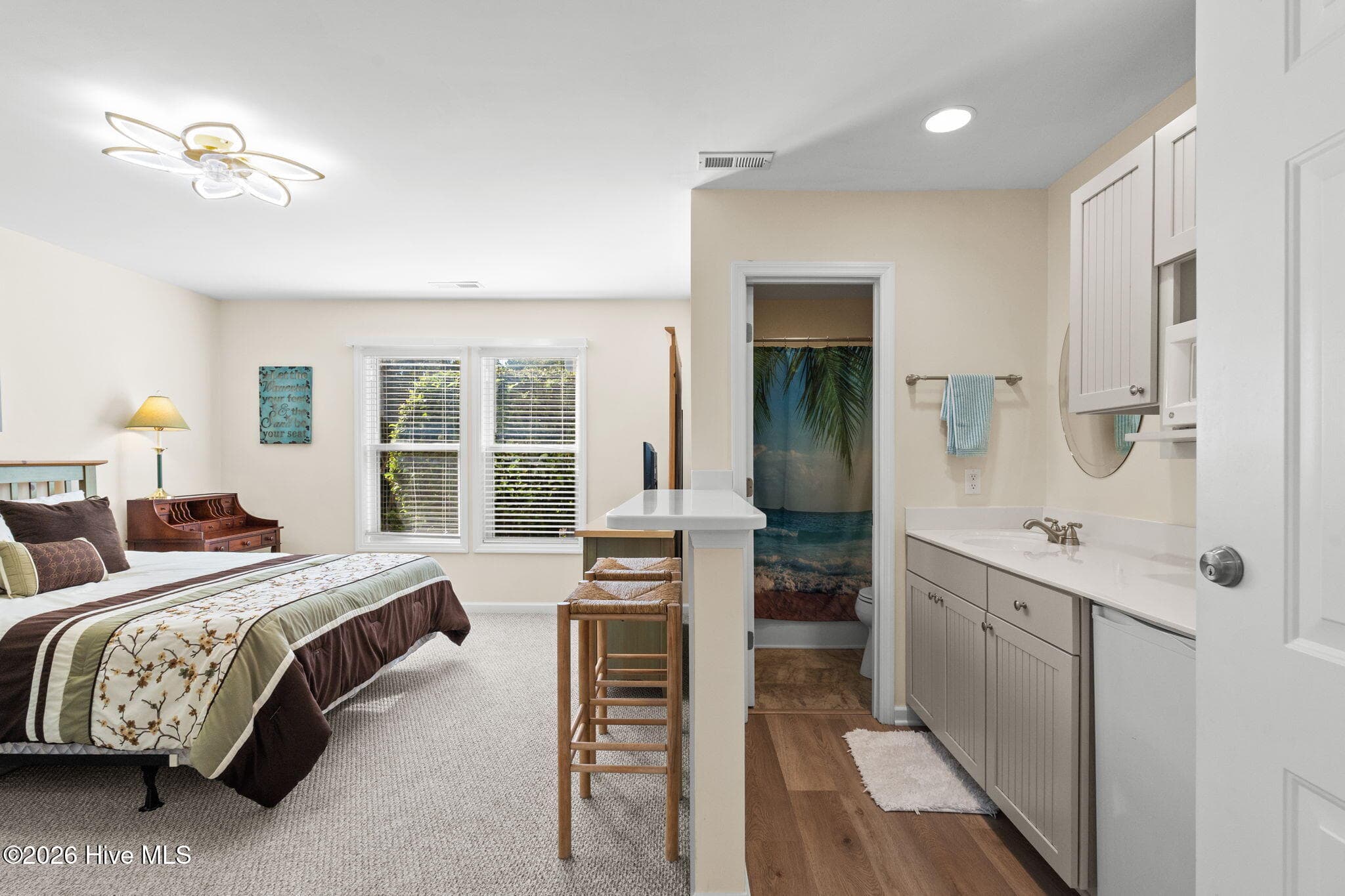 Lock-off efficiency or second bedroom - 3350 Club Villas Drive # 801, Southport, NC 28461, Southport