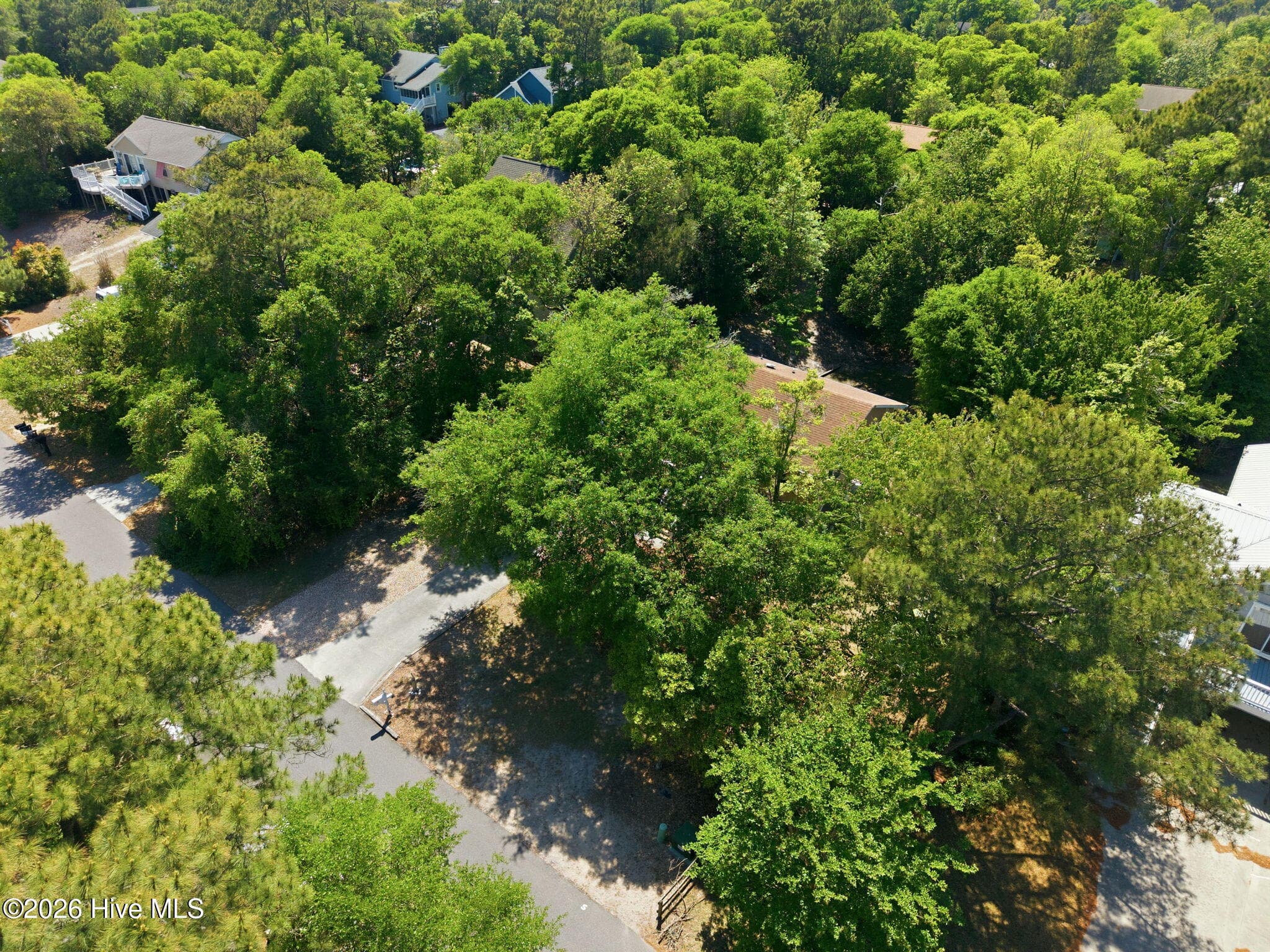 Single Family Residence at 137 Doe Drive, Emerald Isle, NC 28594, photo 7 of 49