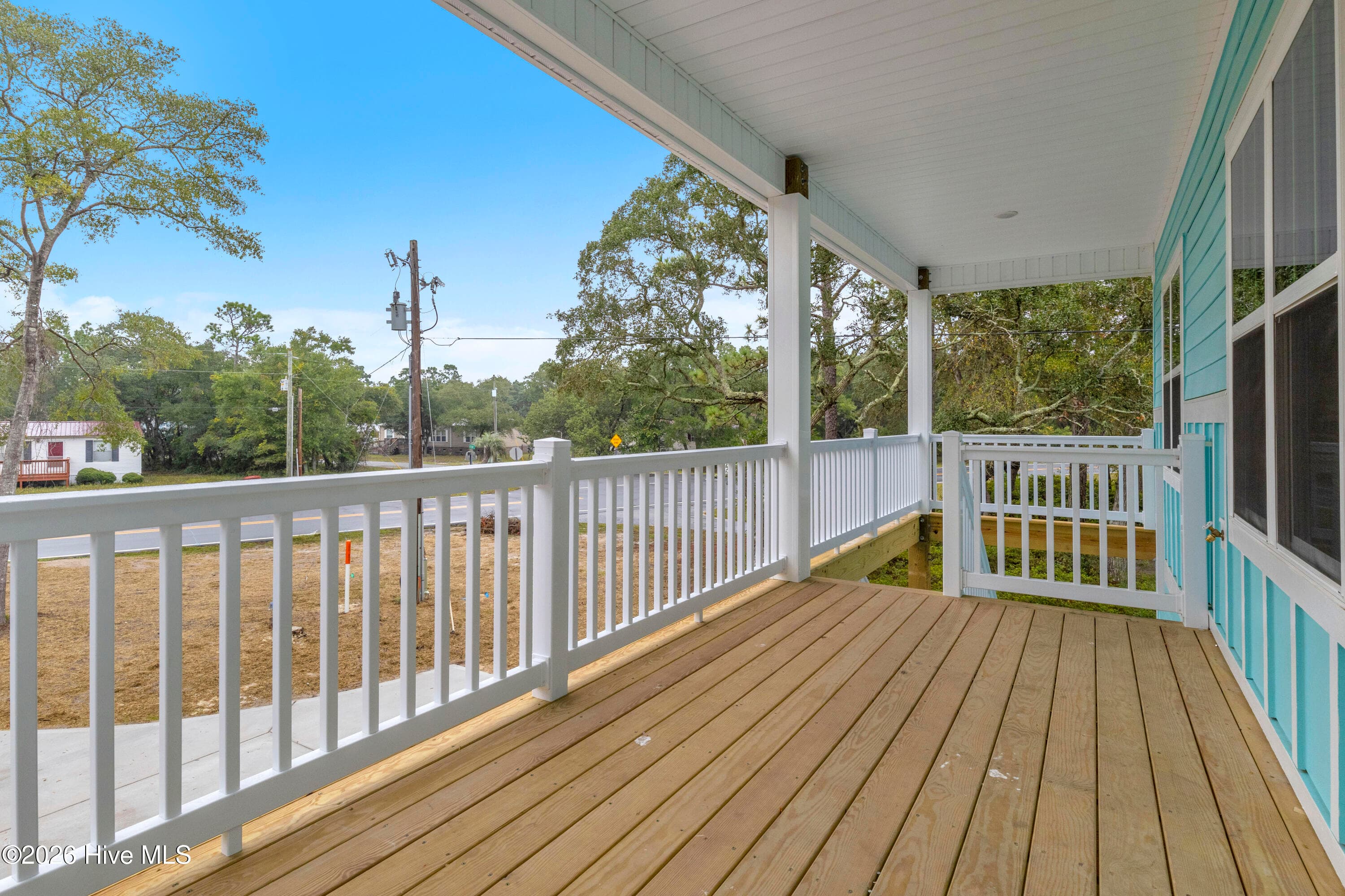 Single Family Residence at 3047 Old Ferry Road SW, Supply, NC 28462, photo 4 of 75