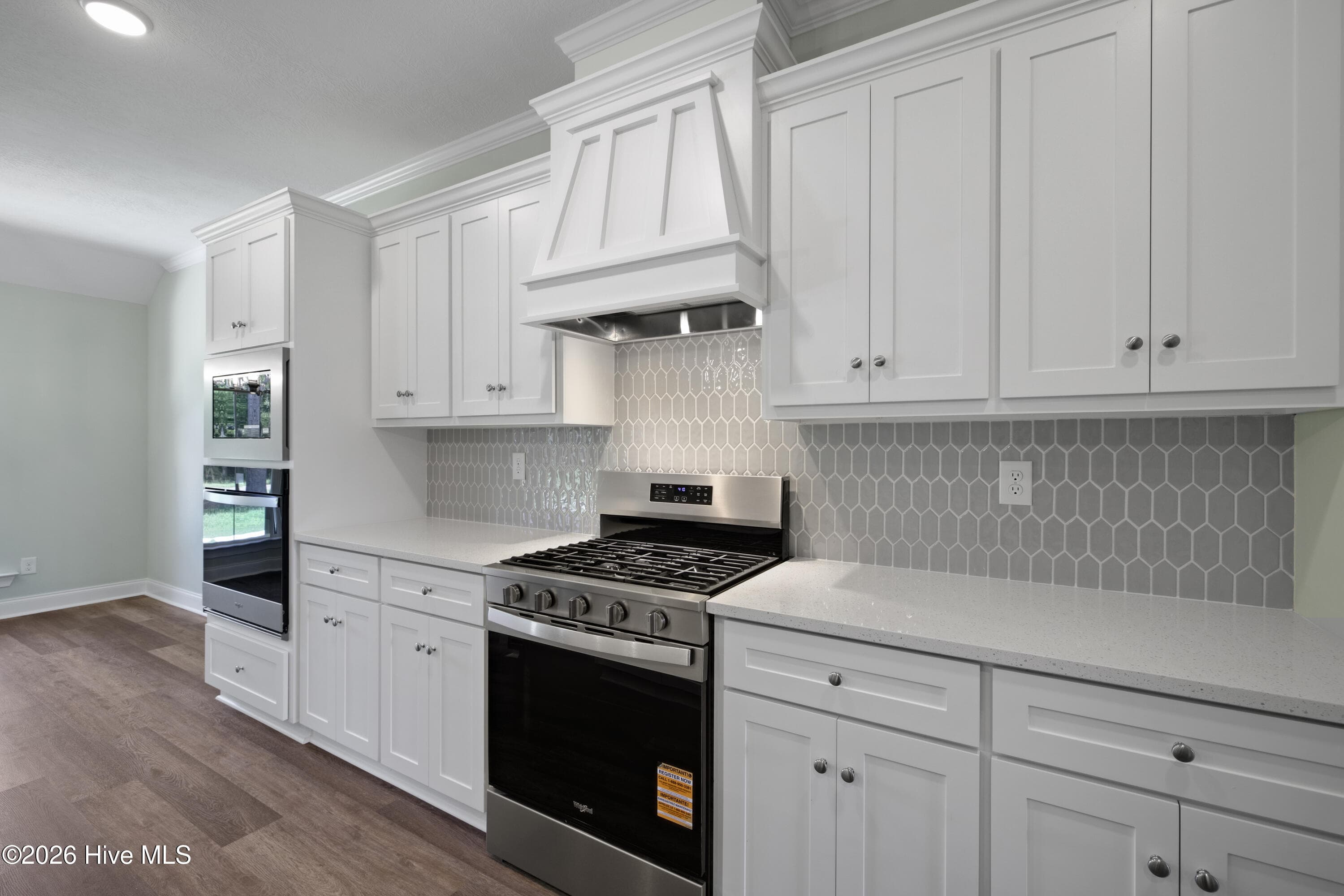 Custom hood vent and gas range - 1340 Bellingham Drive, Beech Island, SC 29842
