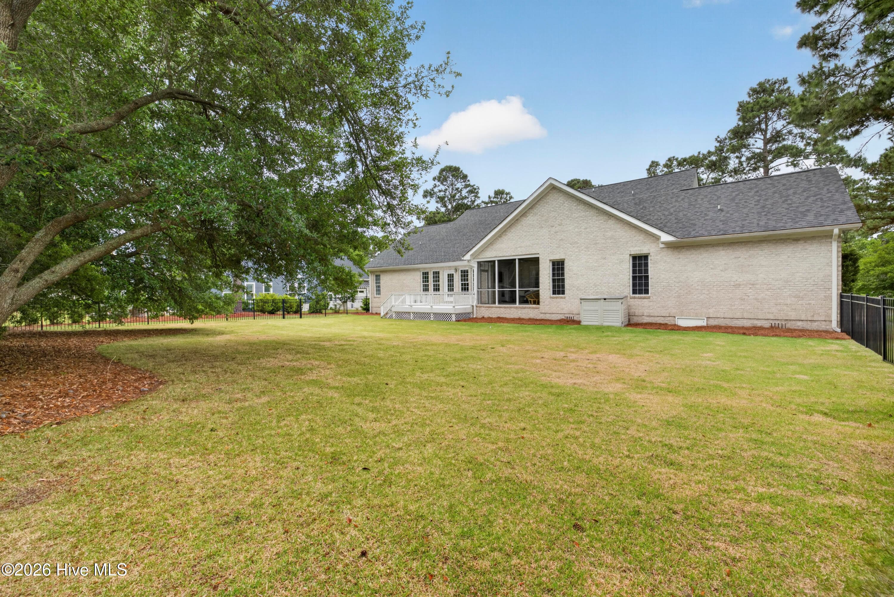 Single Family Residence at 8900 Champion Hills Drive, Wilmington, NC 28411, photo 14 of 87