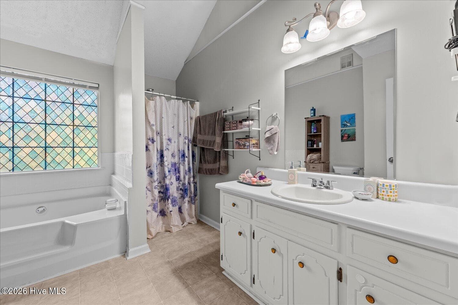 Primary Suite Bathroom - 345 Lamplighter Drive, Martinez, GA 30907