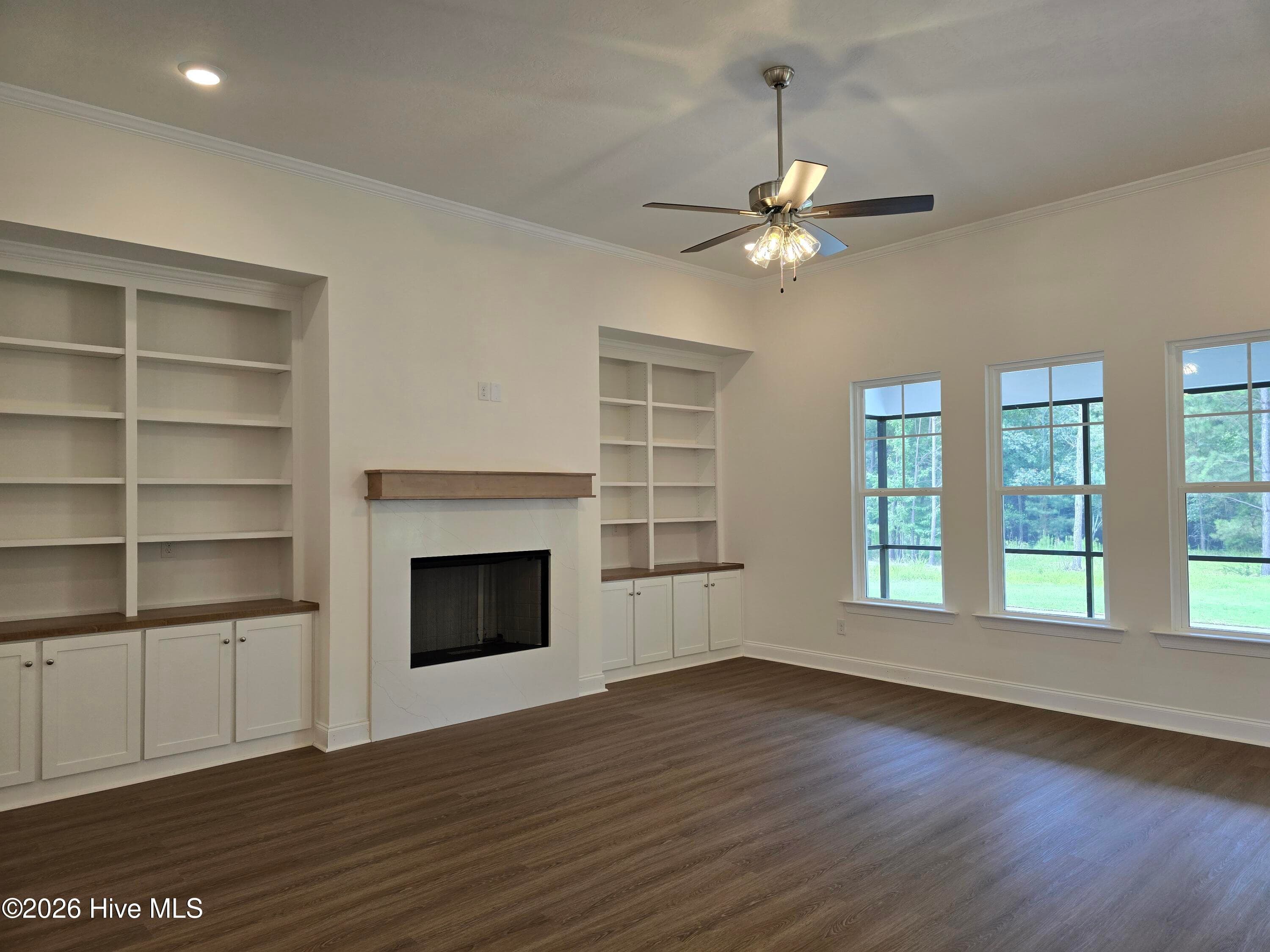 Built In Bookcases - 1589 Bellingham Drive, Beech Island, SC 29842