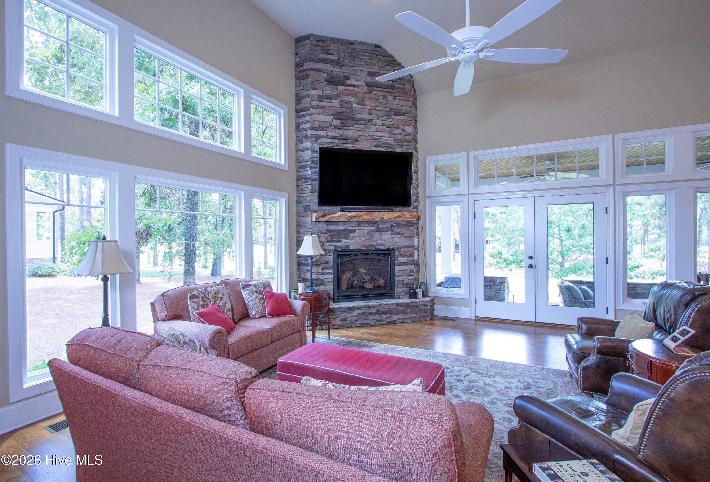 Single Family Residence at 12 Fortrose Circle, Pinehurst, NC 28374, photo 9 of 49