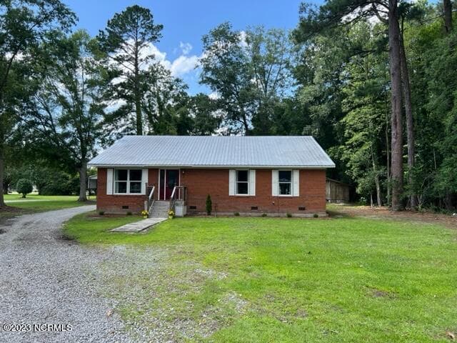 210 N First Avenue, New Bern, NC 28560