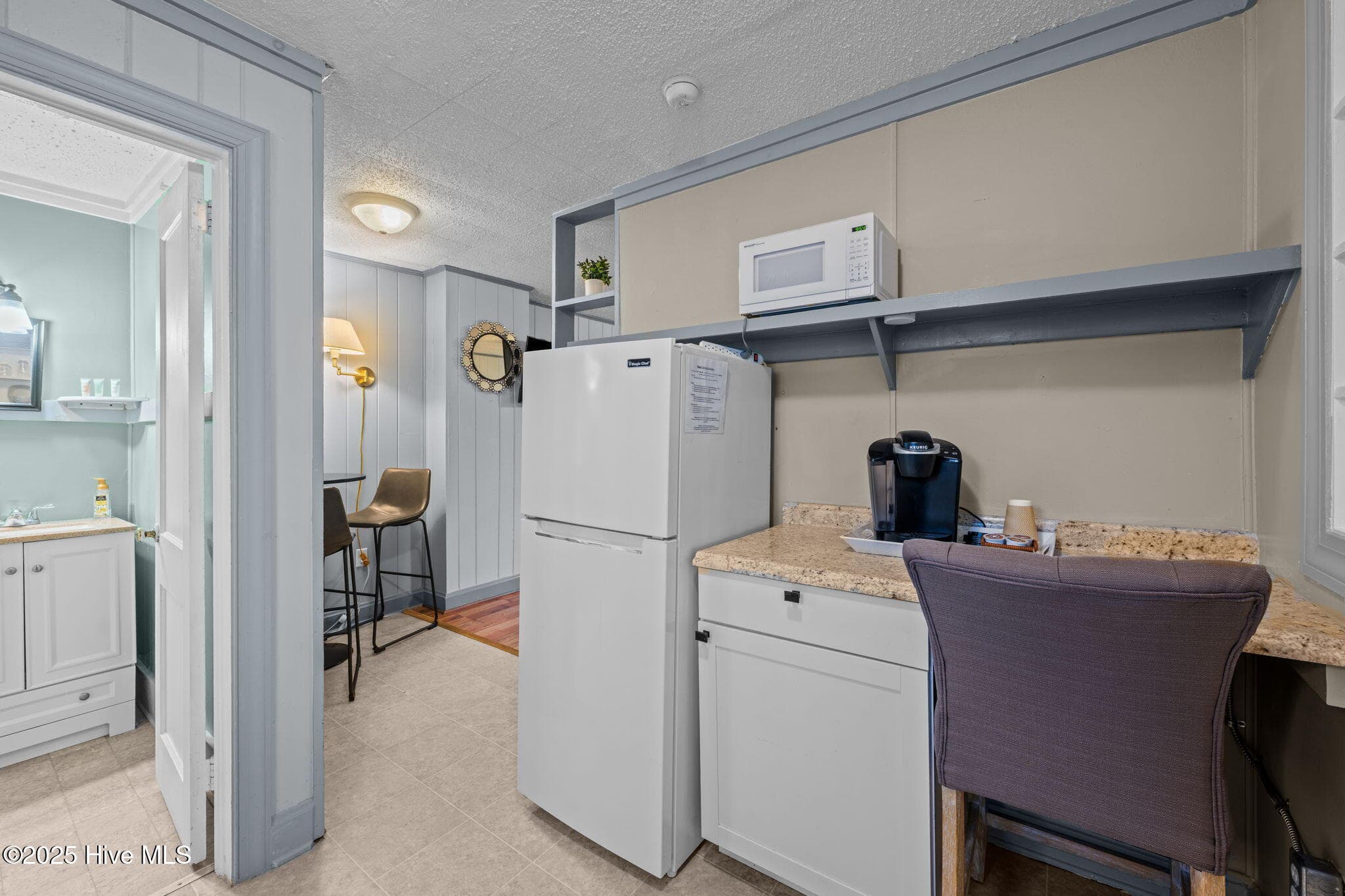Quadruplex at 411 George Street 4, New Bern, NC 28560, photo 13 of 18