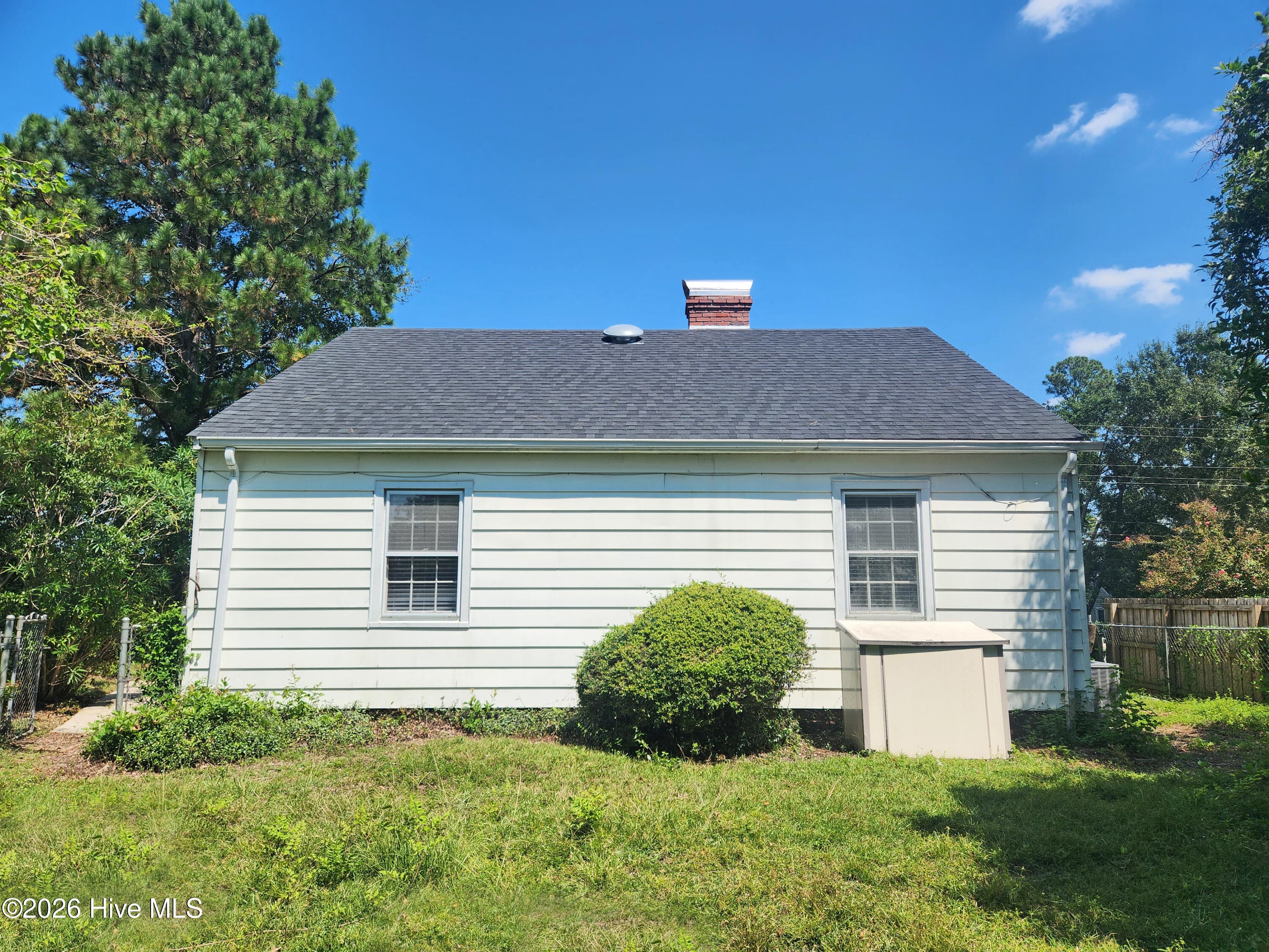 Single Family Residence at 3116 Camden Circle, Wilmington, NC 28403, photo 33 of 39