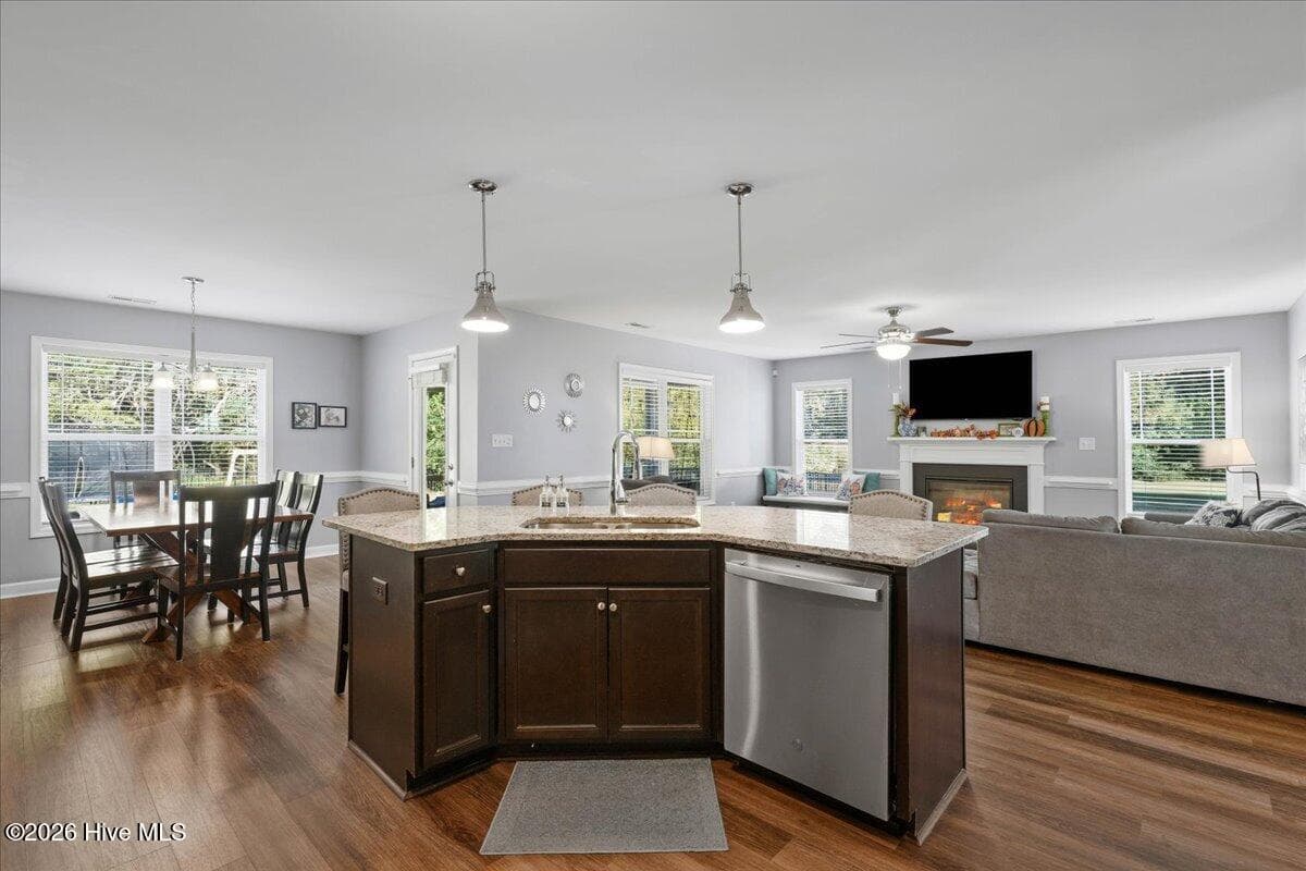 Single Family Residence at 157 Goose Creek Circle, Dunn, NC 28334, photo 19 of 35